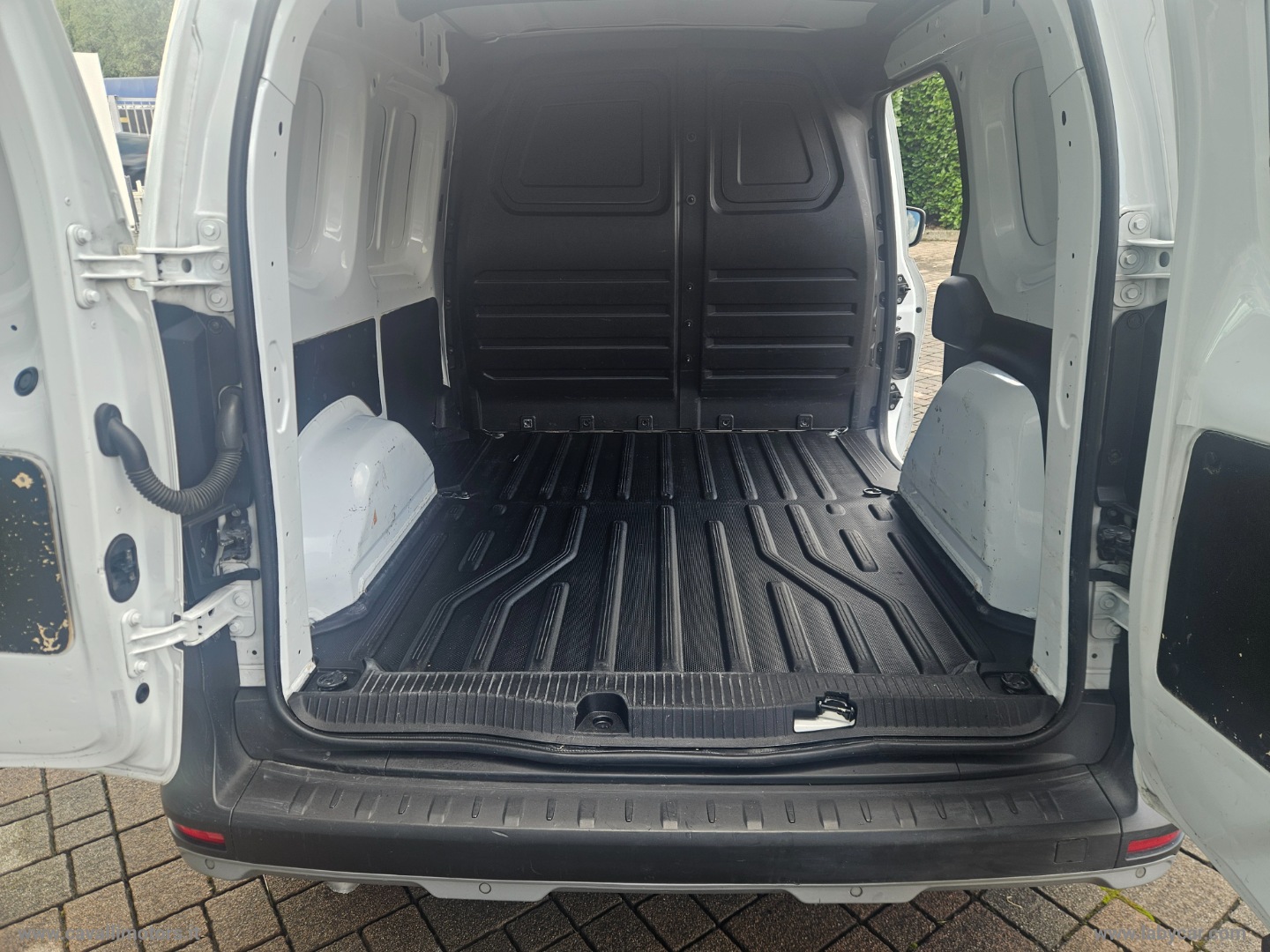 Kangoo 1.5Blue dCi95Van Ed.One Open Ses. - immagine 9