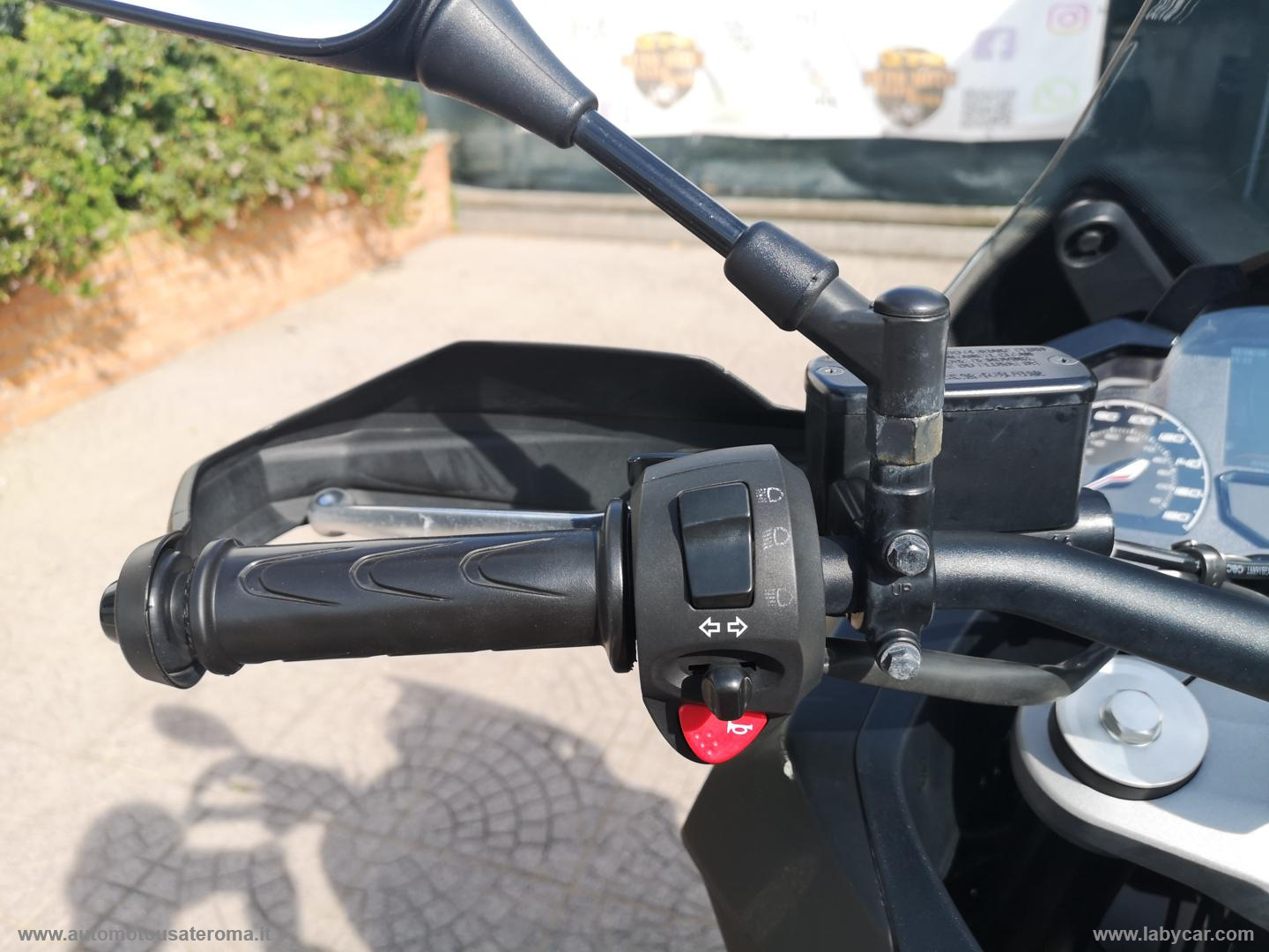 XP 400 GT PROMO WEB - immagine 9