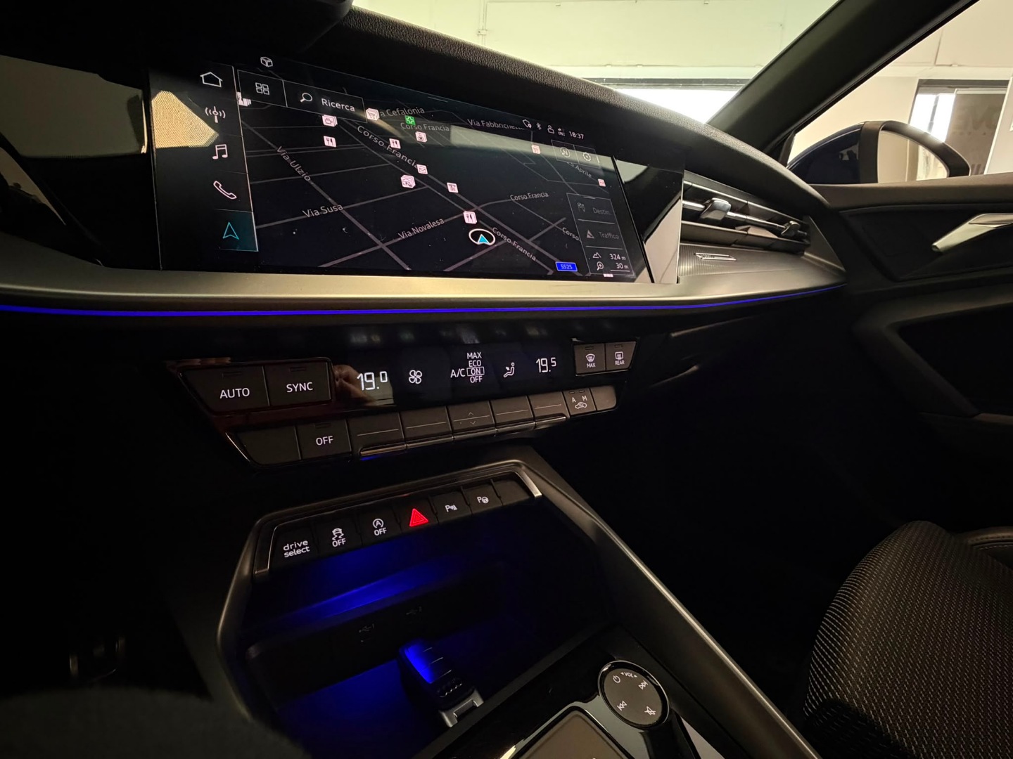 A3 SPB 35 TFSI S tronic S line edition - immagine 9