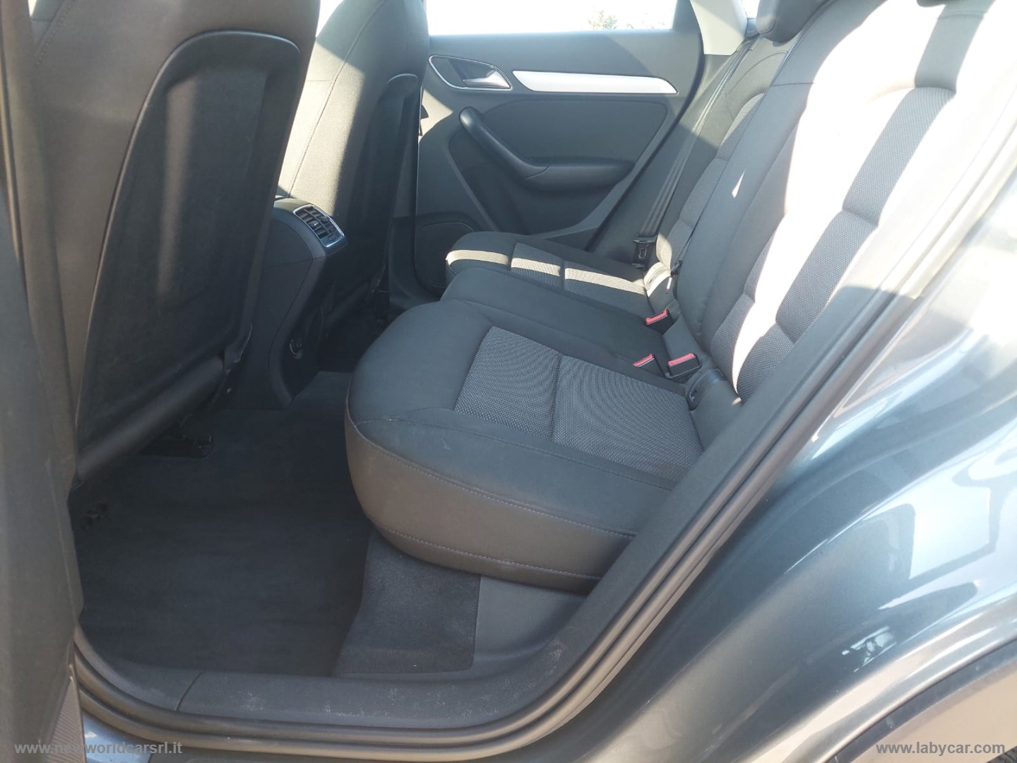 Q3 2.0 TDI 150CV Business - immagine 9