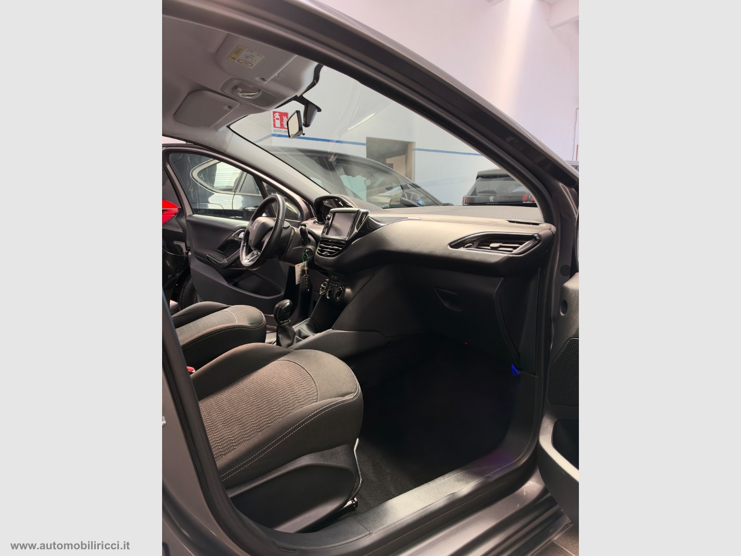 208 PureTech 82 5p. Active - immagine 9