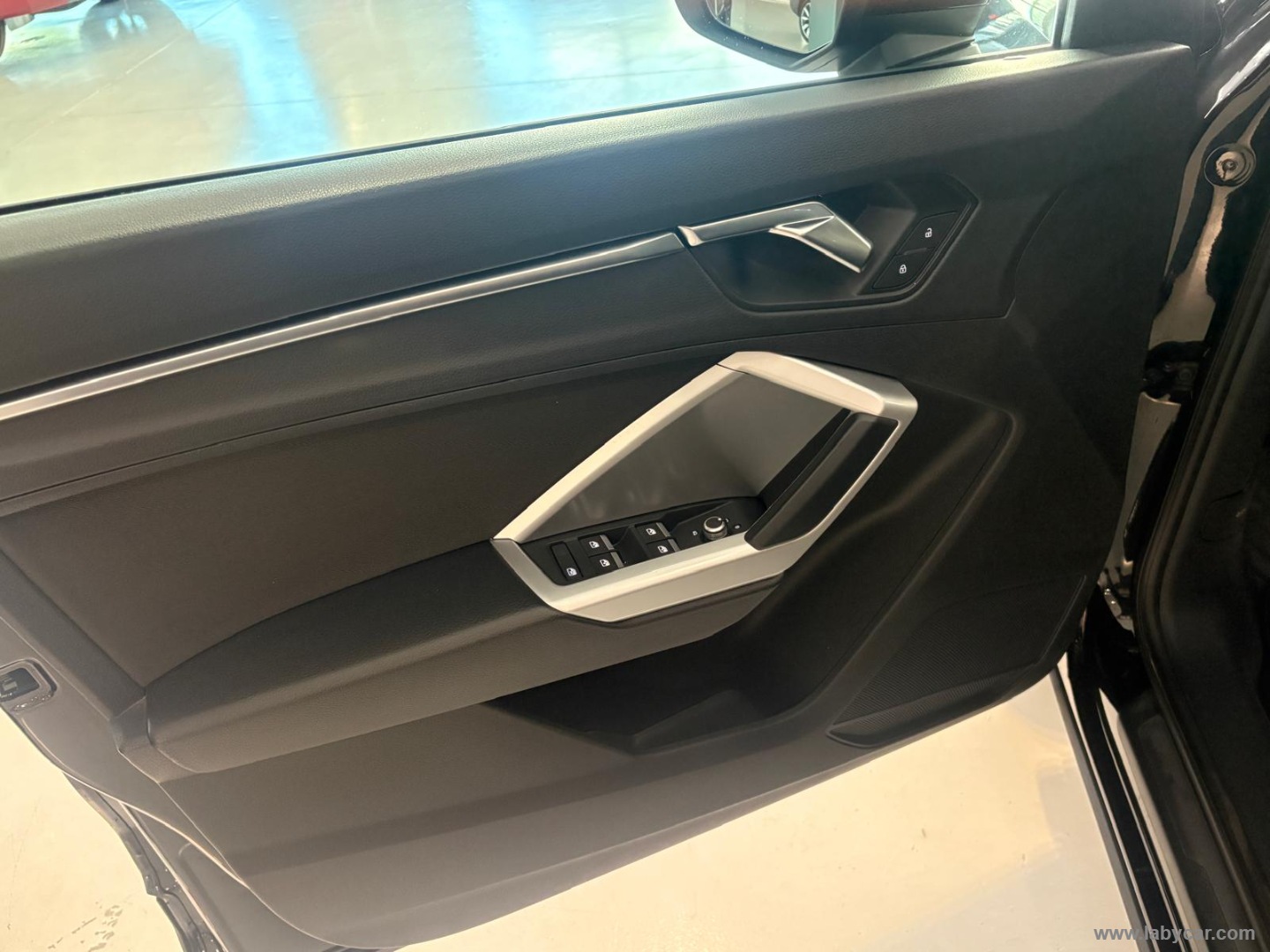 Q3 35 TDI S tronic Business Advanced - immagine 9