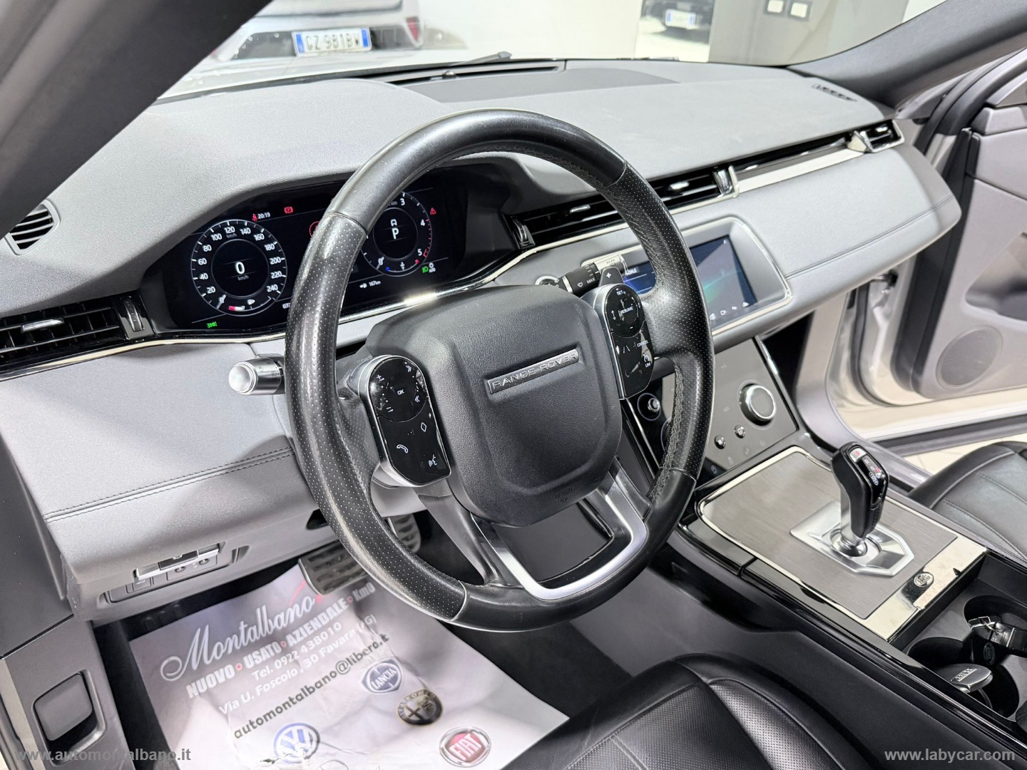 RR Evoque 2.0D L.Flw 150 AWD R-Dyn.HSE - immagine 9