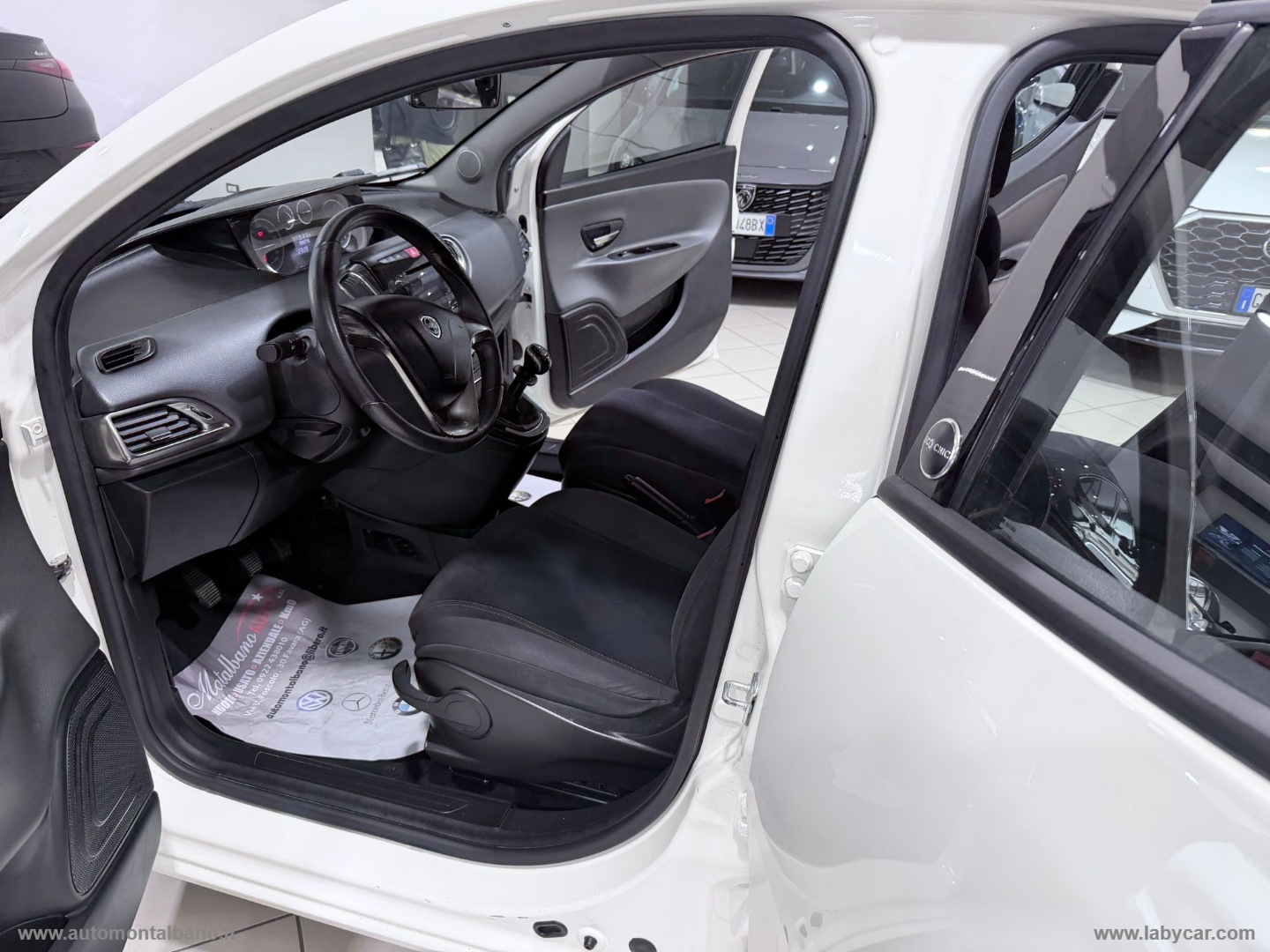 Ypsilon 1.2 69 CV 5p. GPL Ecochic Gold - immagine 9