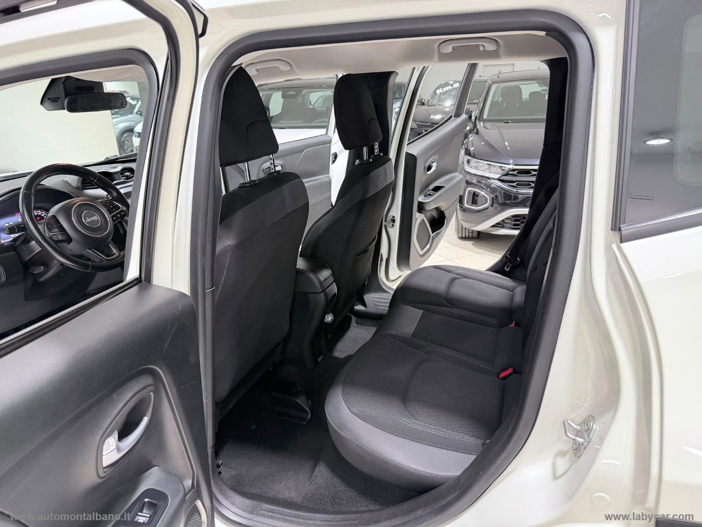 Renegade 1.0 T3 Limited - immagine 9