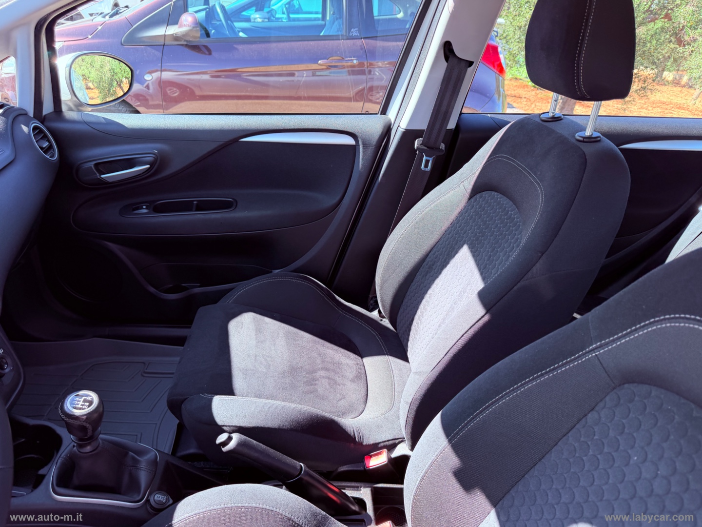 Punto 1.4 8V 5p. Easypower Lounge - immagine 9