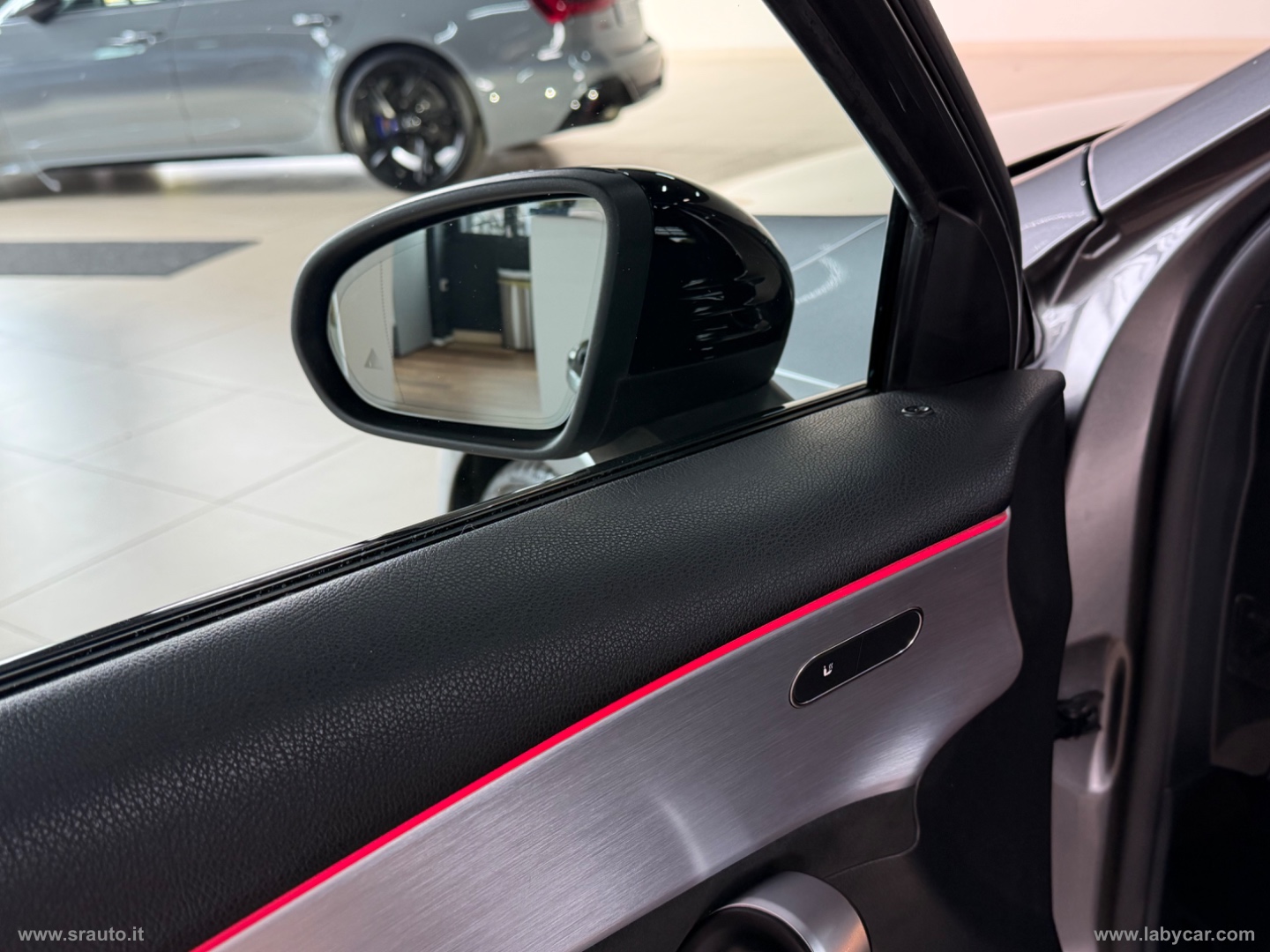 A 220 Automatic 4p. Premium - immagine 9