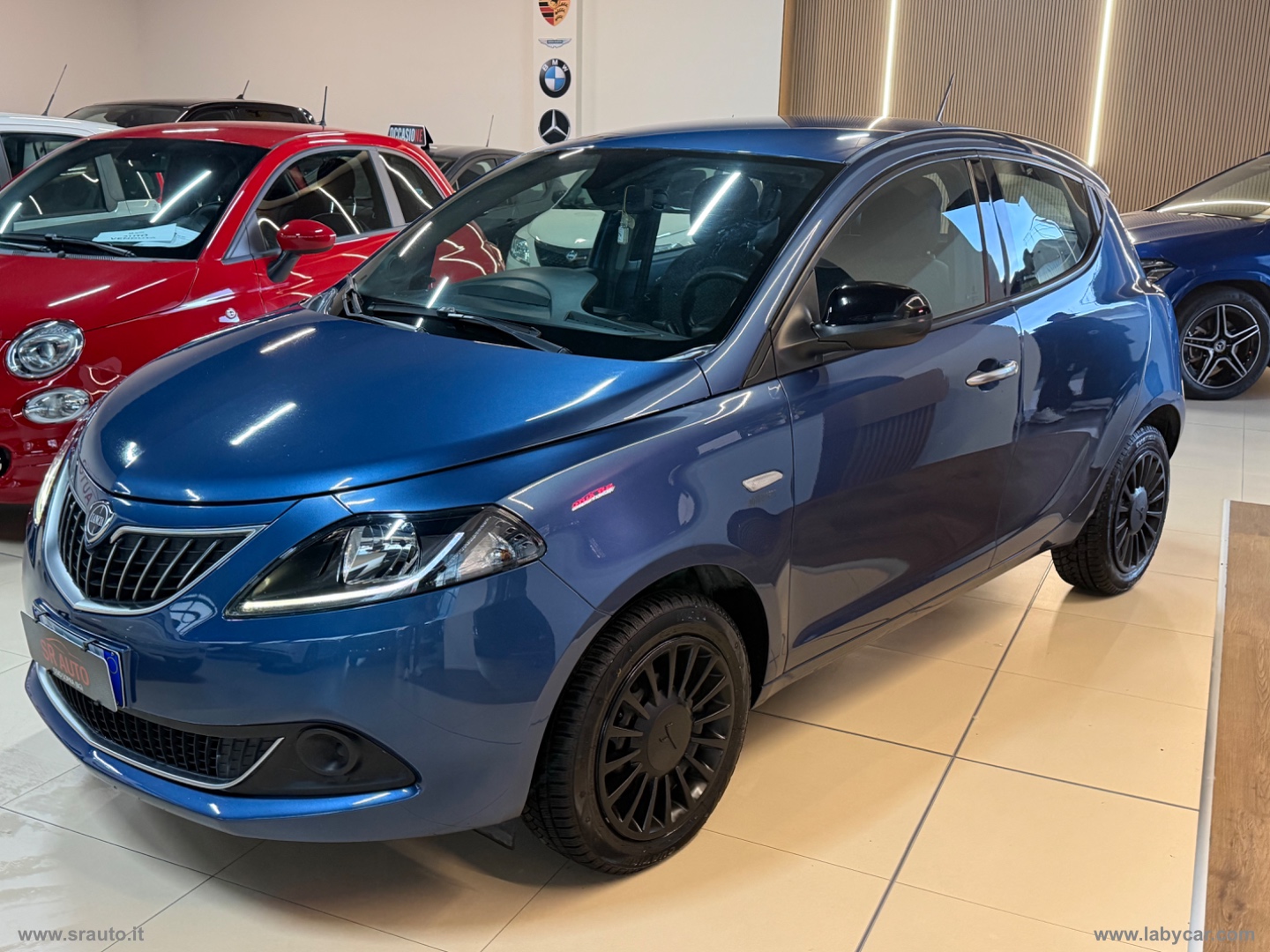 Ypsilon 1.0 FireFly 5pS&S Hyb. Eco Silv. - immagine 9