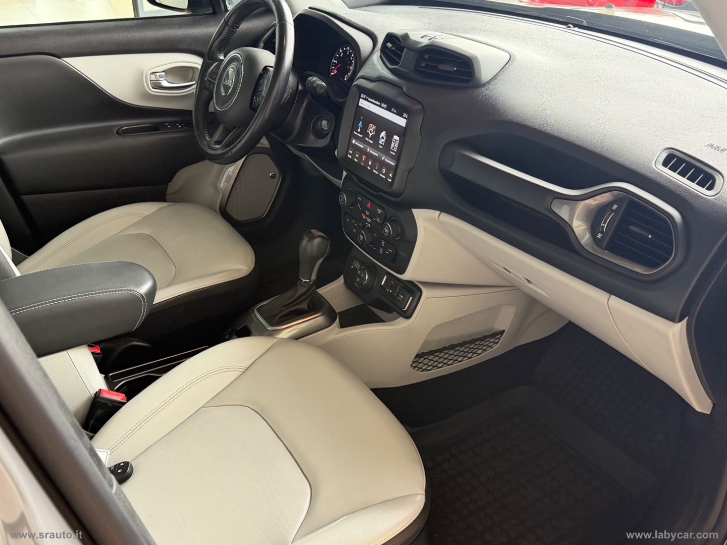 Renegade 2.0 Mjt 140 CV 4WD AD.L.Limited - immagine 9