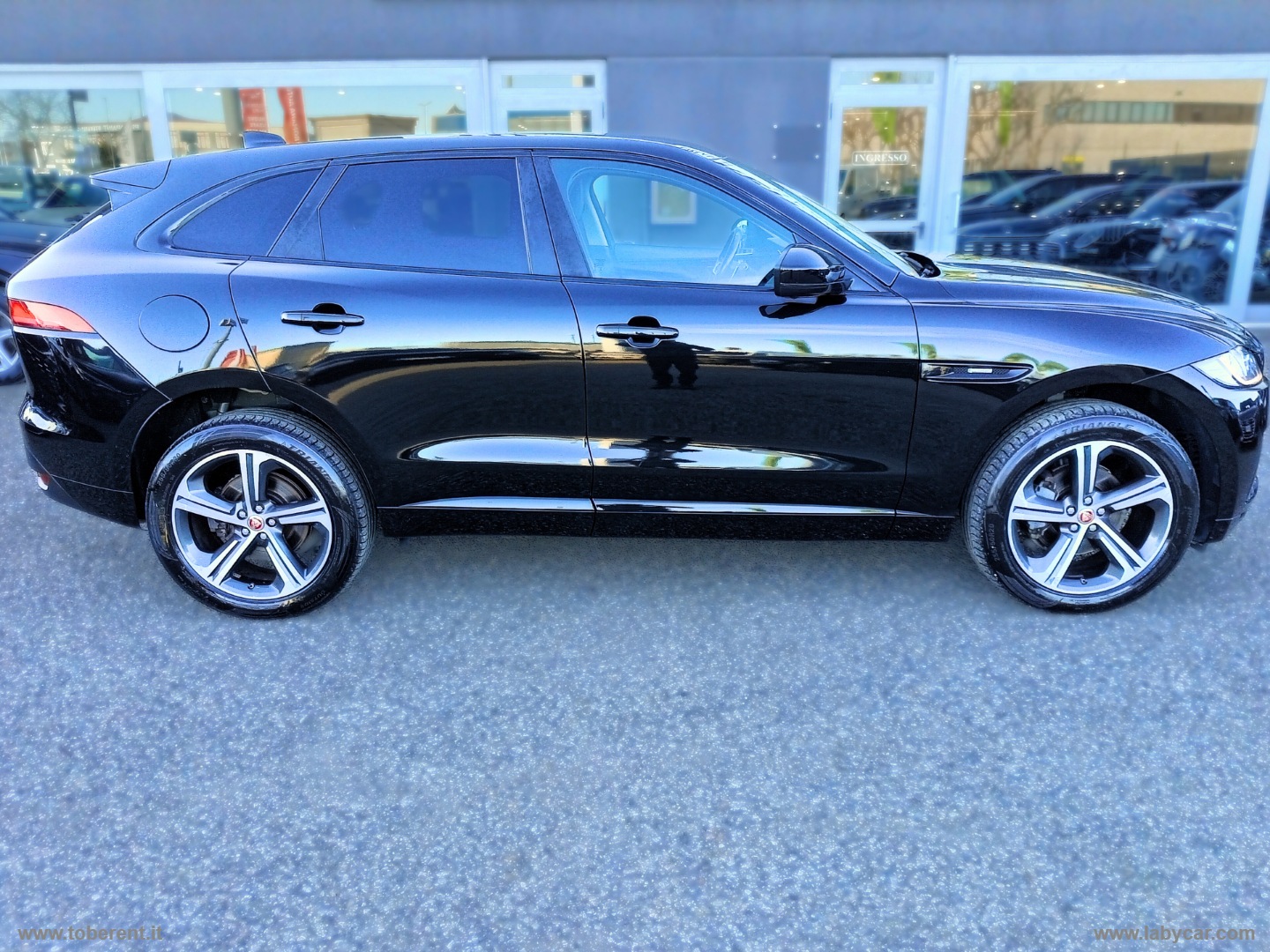 F-Pace 2.0 D 240 CV AWD aut. R-Sport - immagine 9