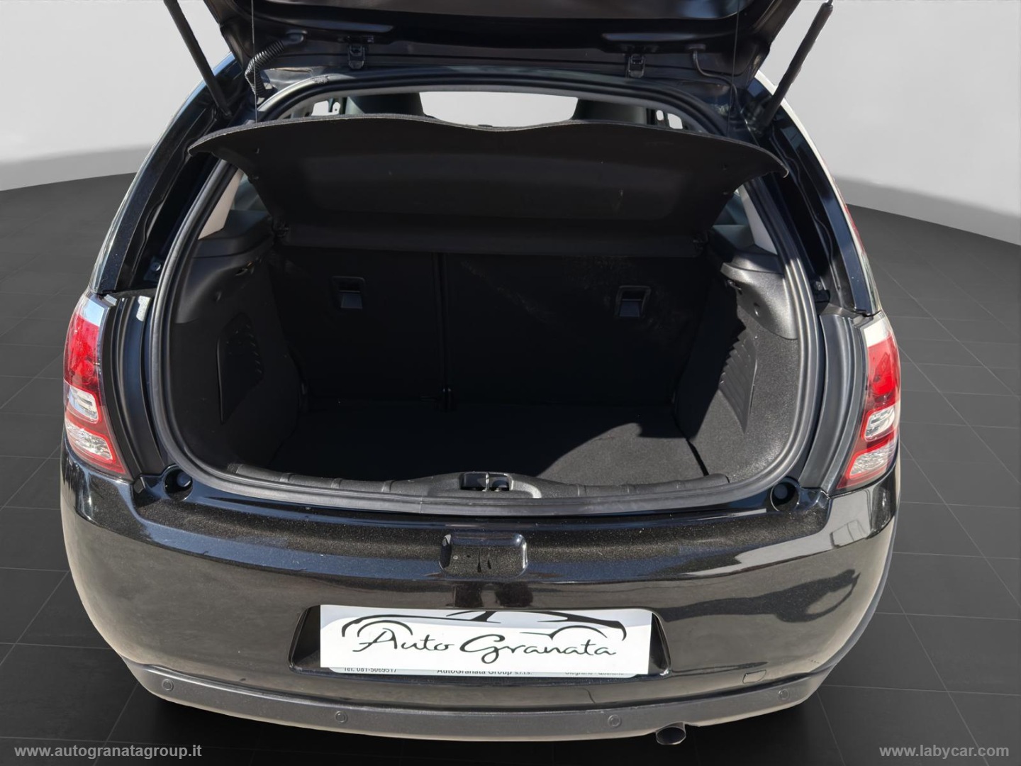 C3 1.4 HDi 70 Exclusive CAMBIO AUTOMATICO! - immagine 9