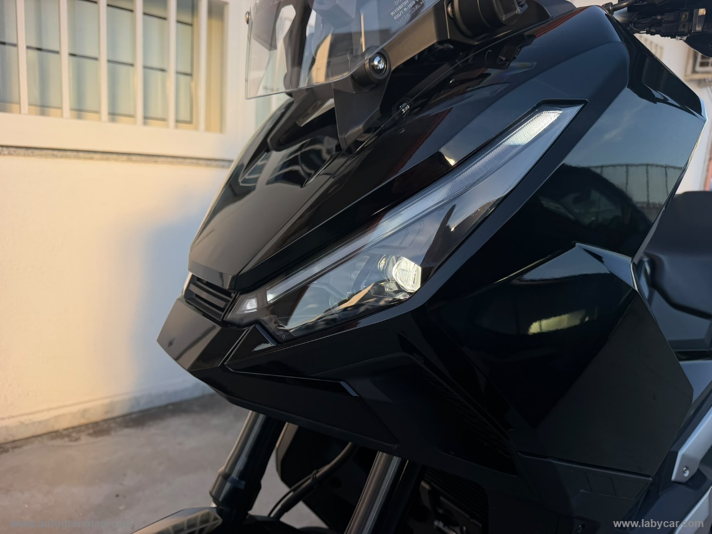 X-ADV 750 PARI NUOVO! - immagine 9