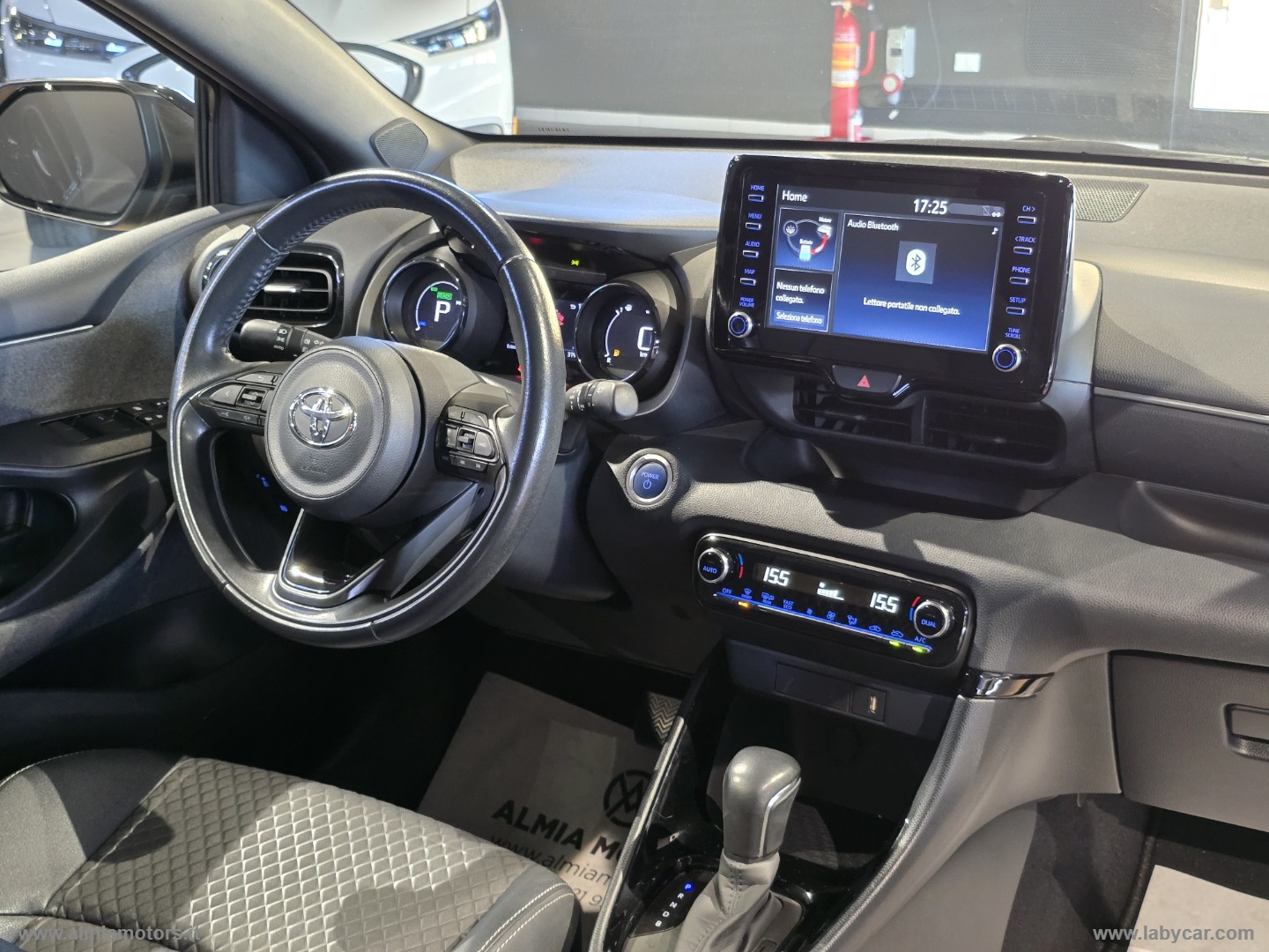 Yaris 1.5 Hybrid 5p. Lounge - immagine 9