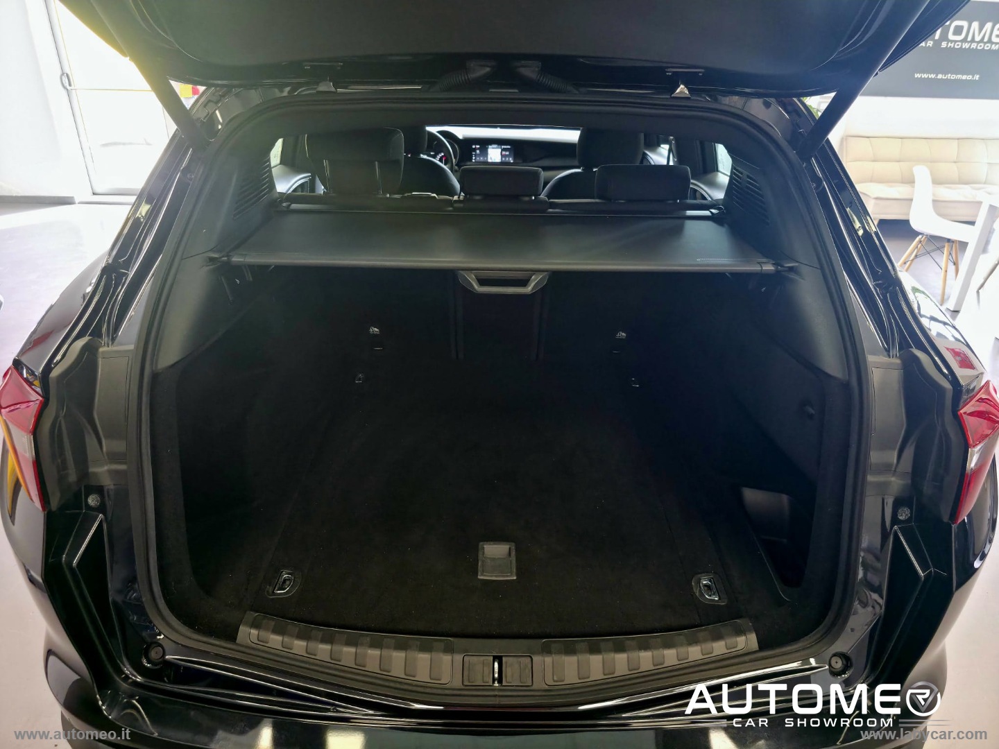 Stelvio 2.2 T.diesel 190 CV AT8 Q4 Bus. - immagine 9