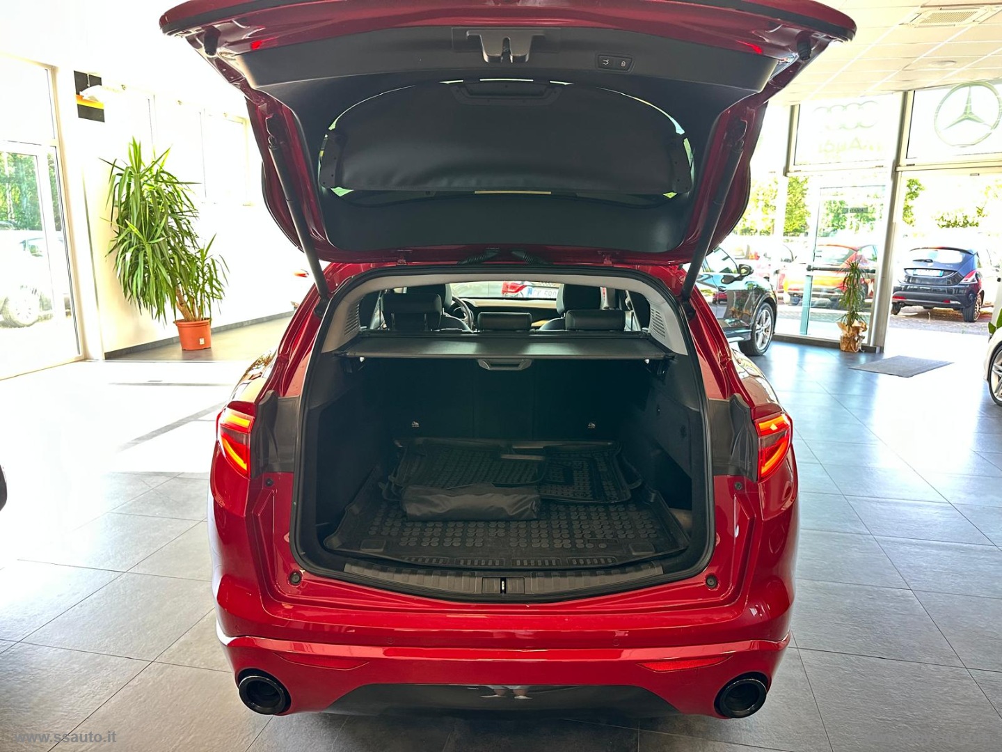 Stelvio 2.2 T.diesel 190CV AT8 Q4 Sprint NESSUN VINCOLO DI FINANZIAMENTO - immagine 9