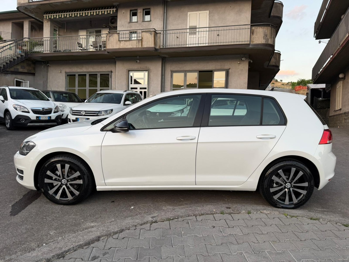 Golf 2.0 TDI DSG 5p. Highline BMT - immagine 9