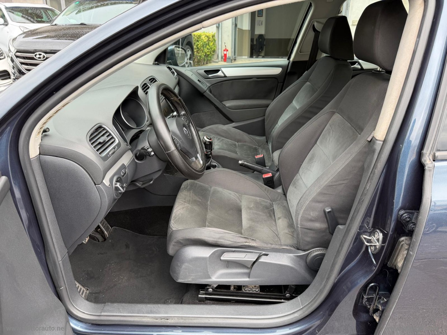 Golf 2.0 TDI 140 CV 5p. Highline - immagine 9