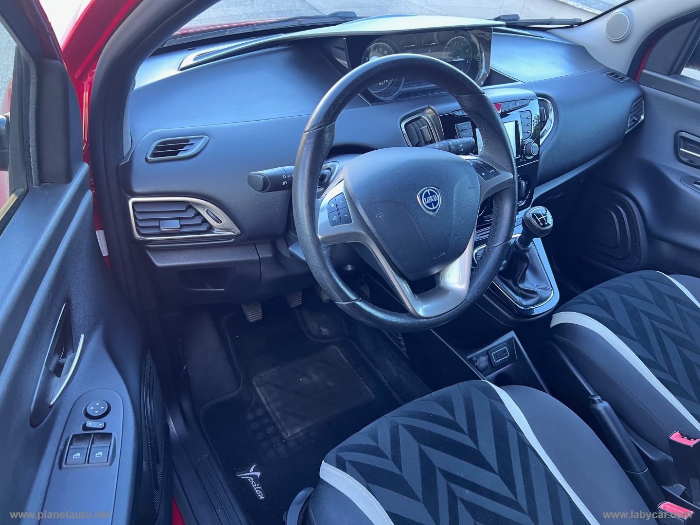 Ypsilon 1.3 MJT 95 CV 5p. S&S Gold - immagine 9