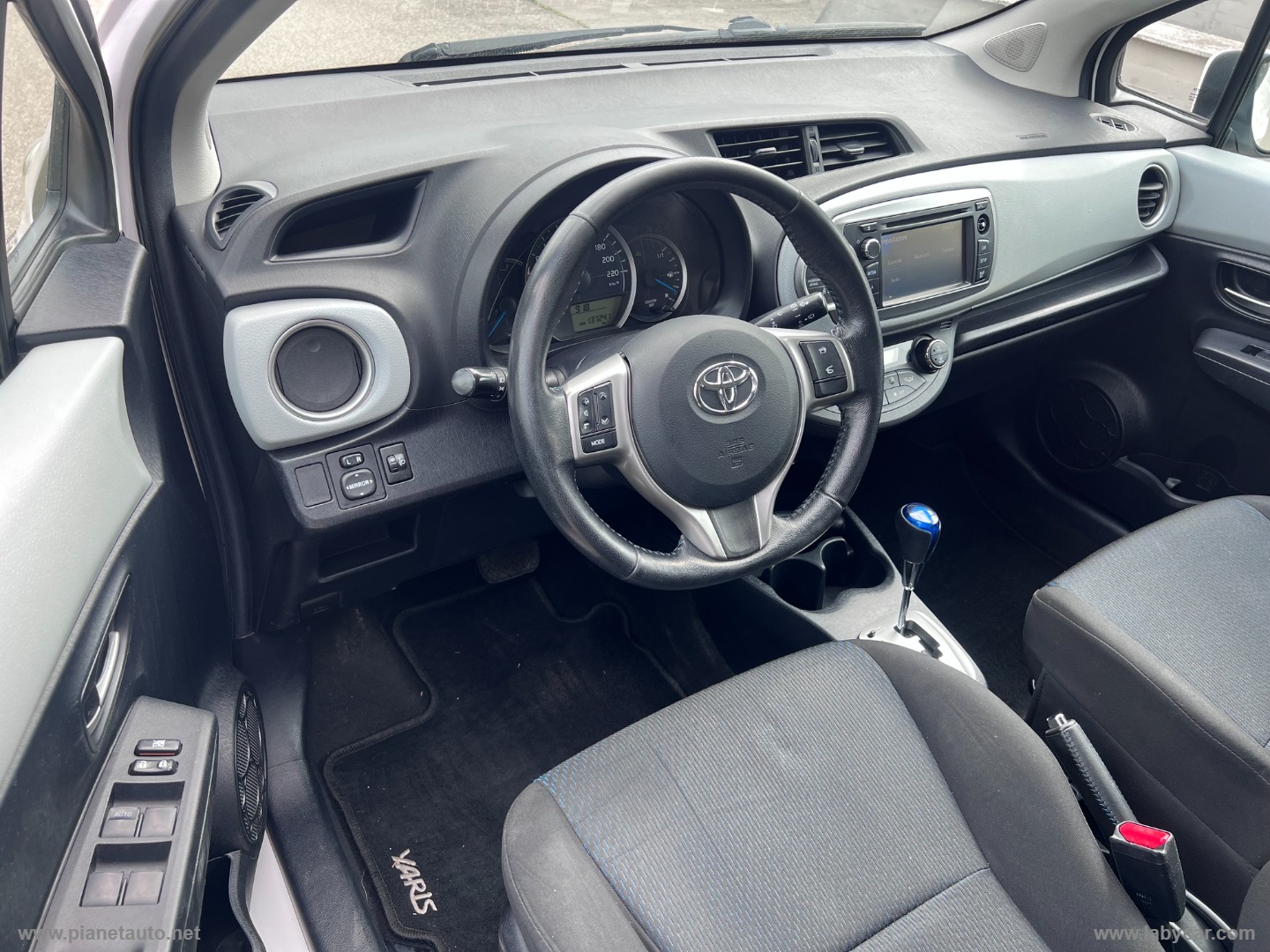 Yaris 1.5 Hybrid 5p. Active - immagine 9