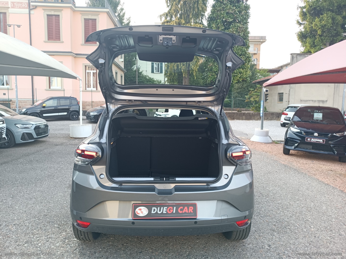 Sandero Streetway TCe 100CV Expression - immagine 9