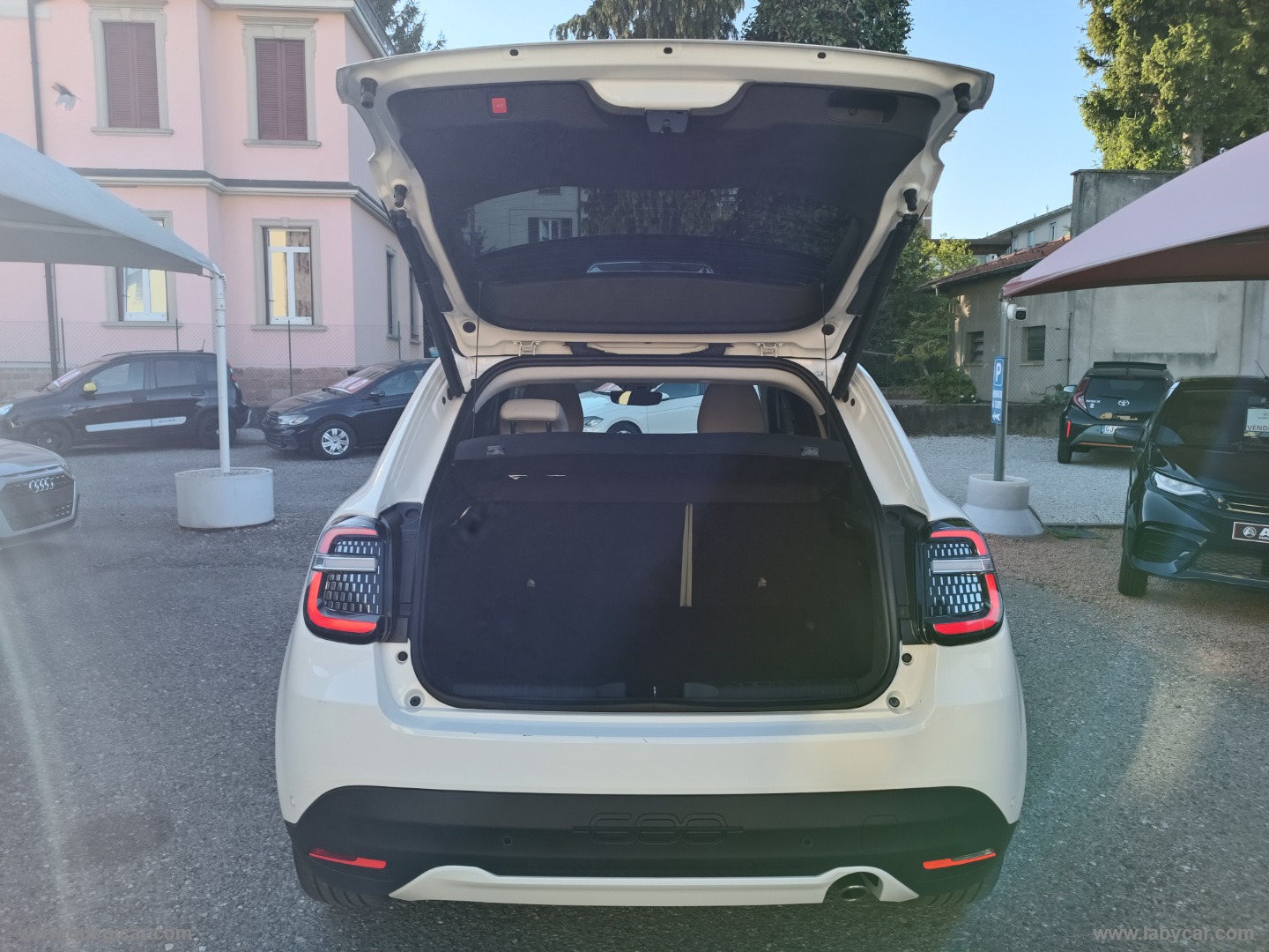 600 Hybrid 110 CV DCT MHEV La Prima - immagine 9