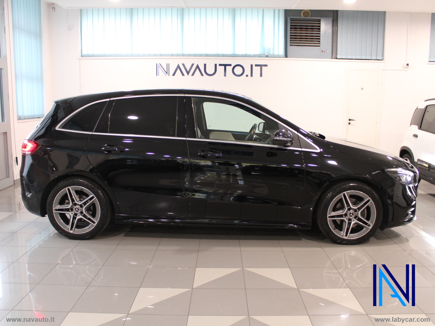 B 180 d Automatic Premium - immagine 9