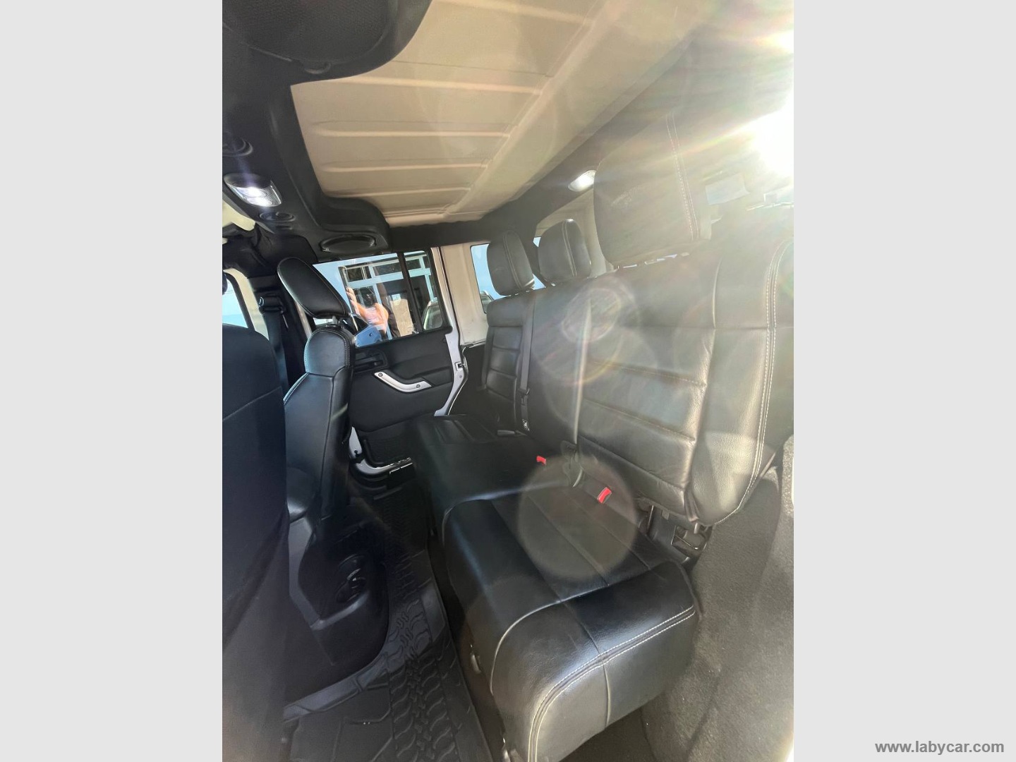 Wrangler Unlimited 2.8 CRD Sahara A. - immagine 9