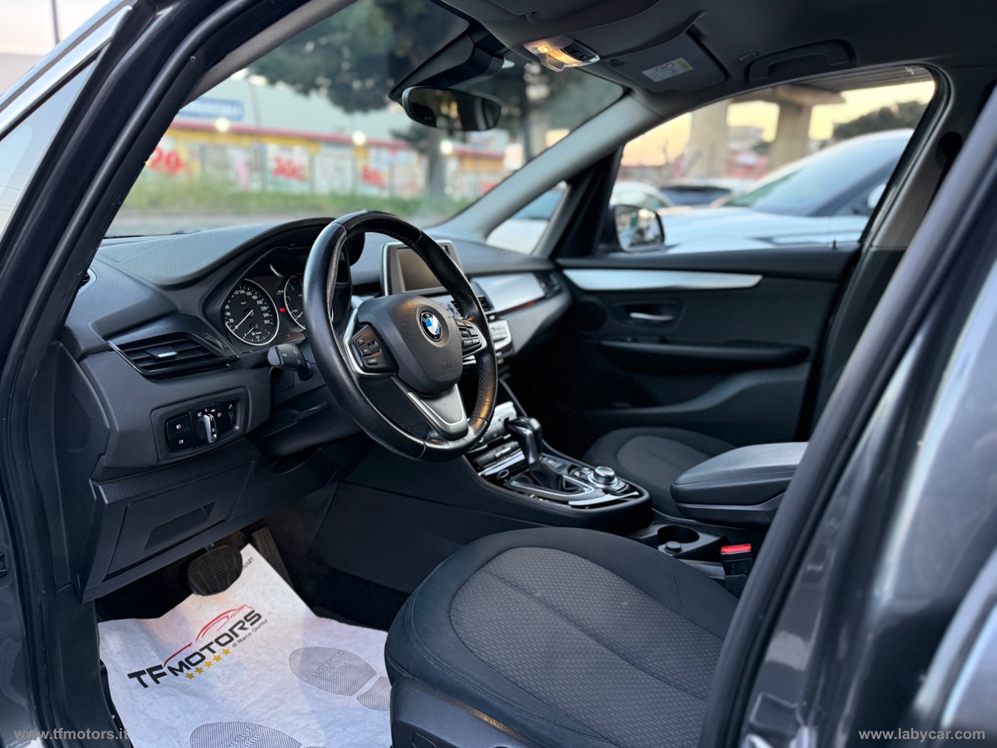 218d Active Tourer Advantage aut. - immagine 9
