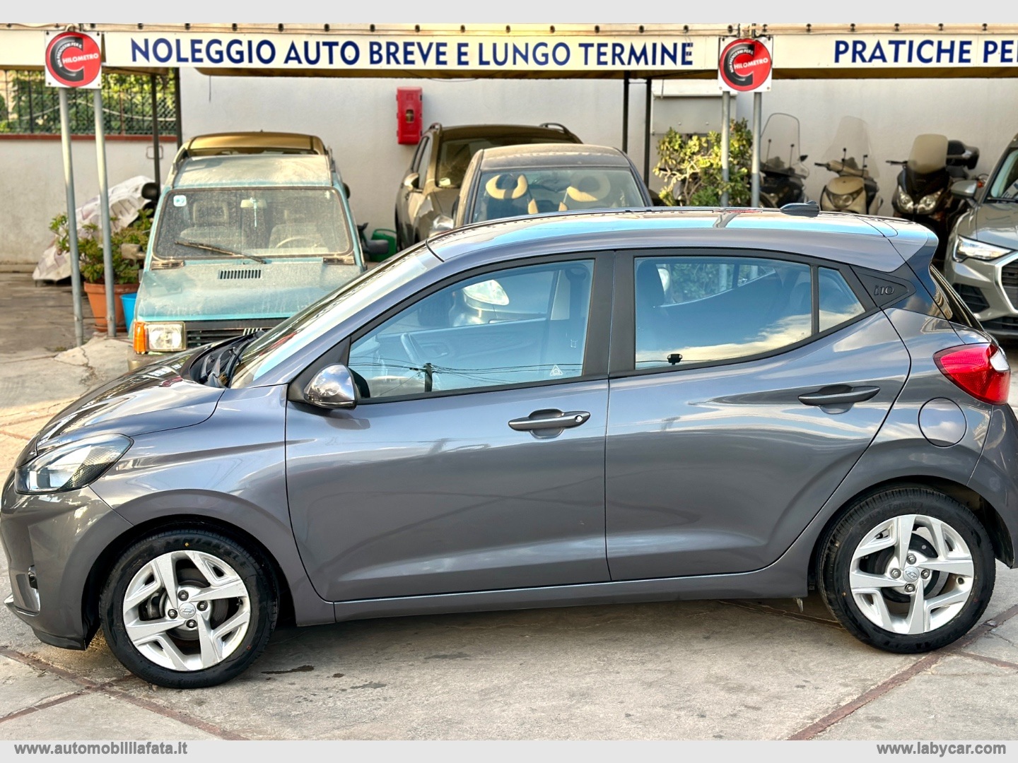 i10 1.0 MPI Tech 26.000 KM - immagine 9