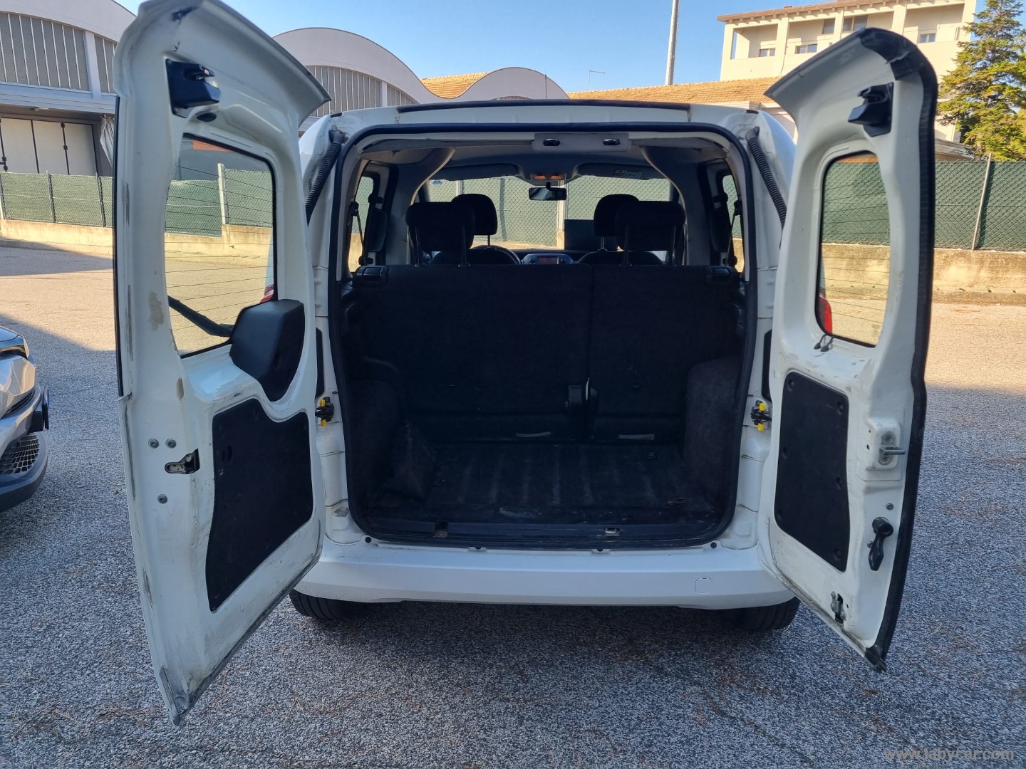 QUBO 1.3 MJT 95 CV Trekking - immagine 9
