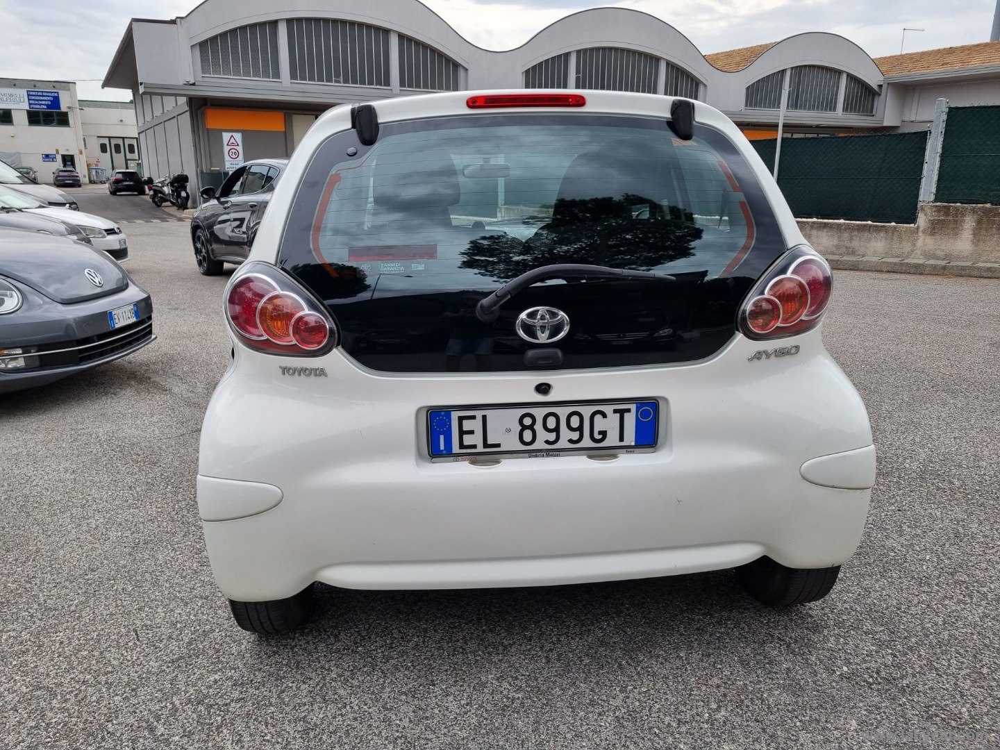 Aygo 1.0 12V VVT-i 5p. Lounge MMT - immagine 9