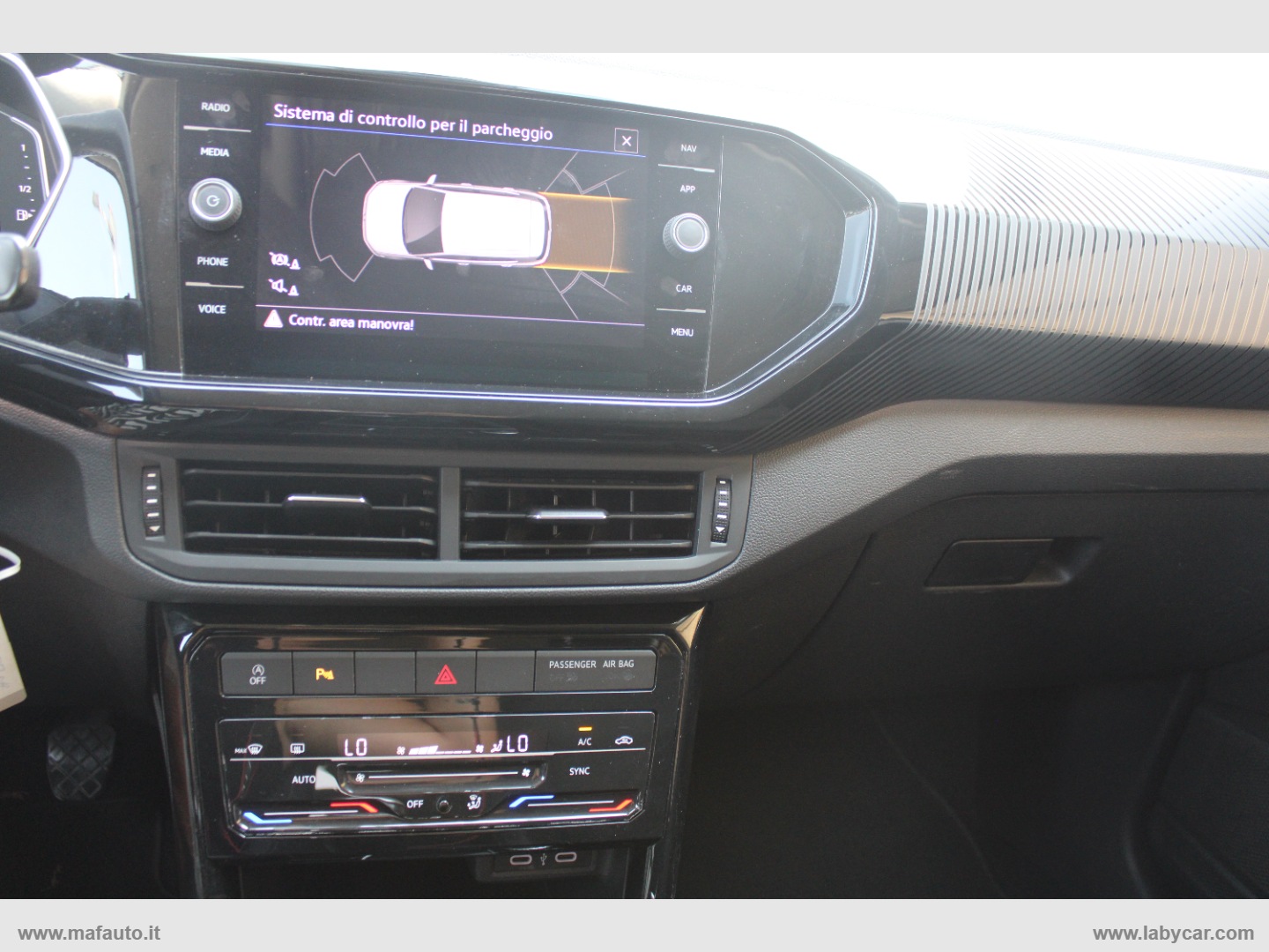 T-Cross 1.0 TSI 110 CV Advanced - immagine 10
