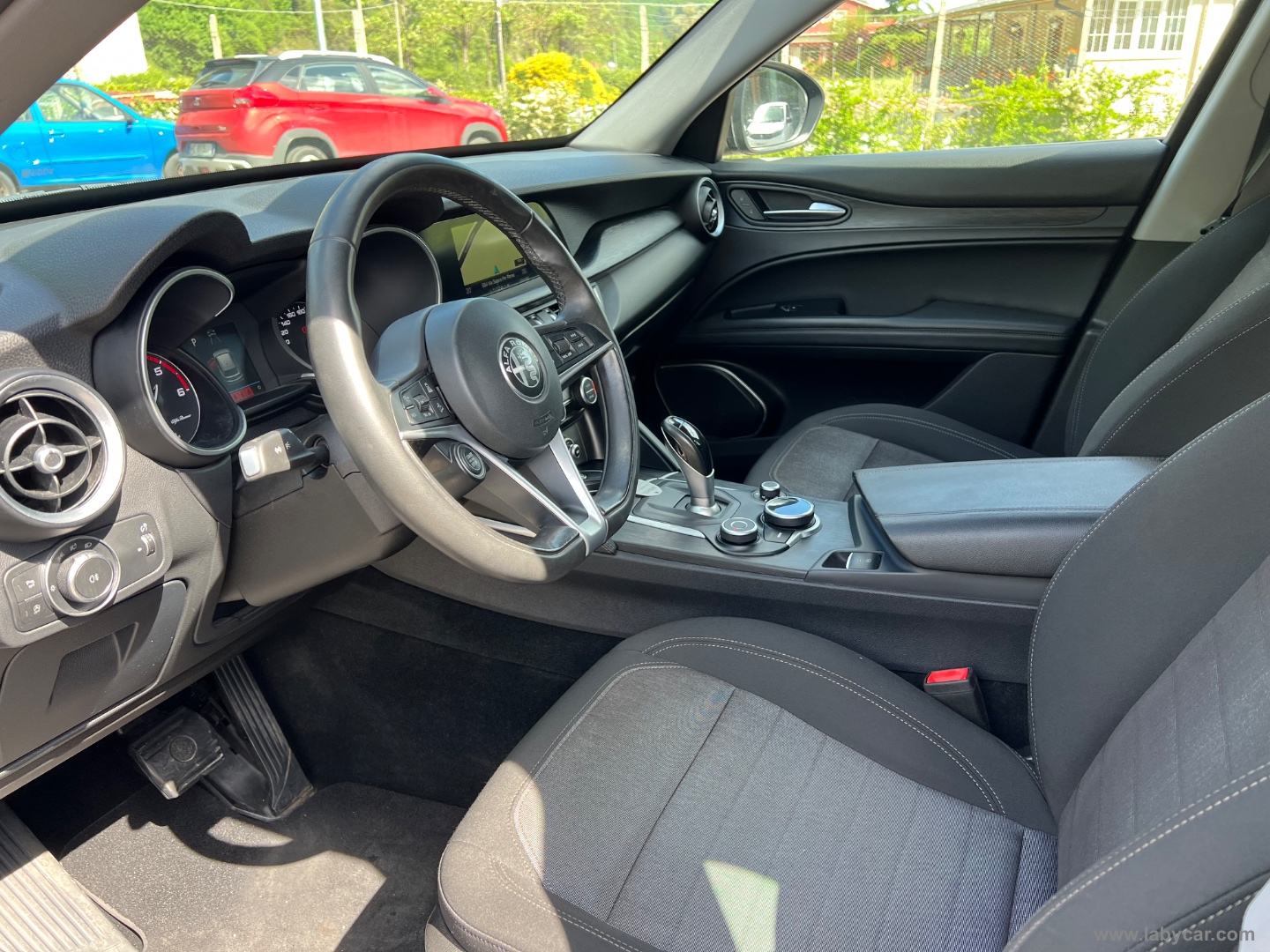 Stelvio 2.2 T.diesel 190 CV AT8 Q4 Bus. - immagine 10
