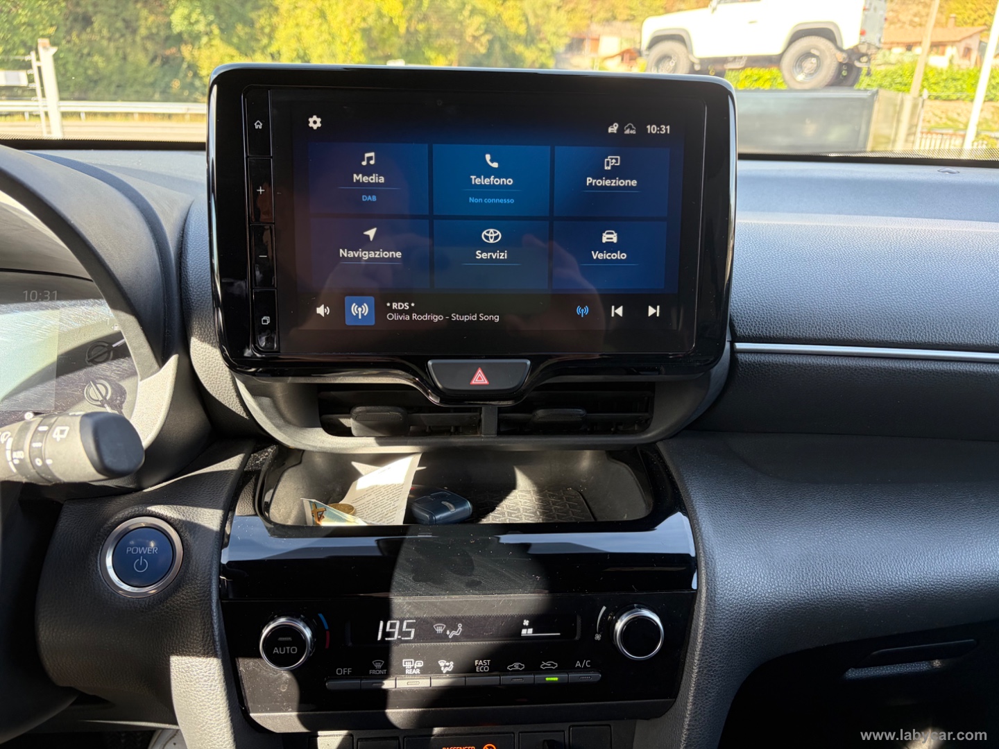 Yaris Cross 1.5 Hybrid 5p. E-CVT Trend - immagine 10