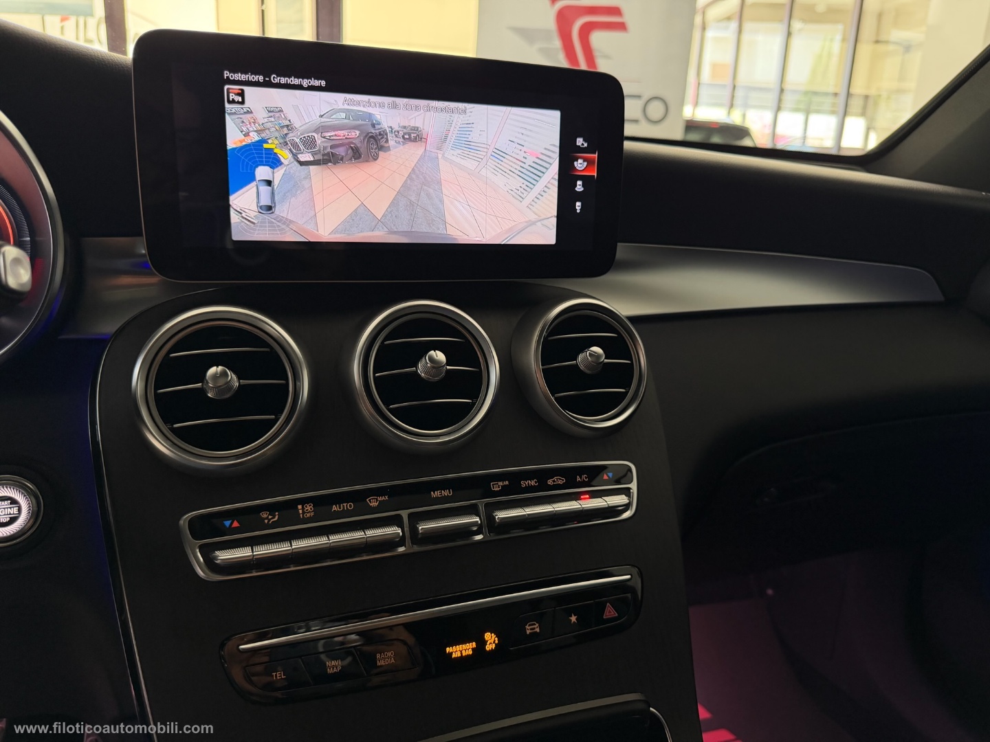 GLC 300 d 4Matic Coupé Premium Plus TETTO APRIBILE- GANCIO TRAINO - LUCI AMBIENT - immagine 10