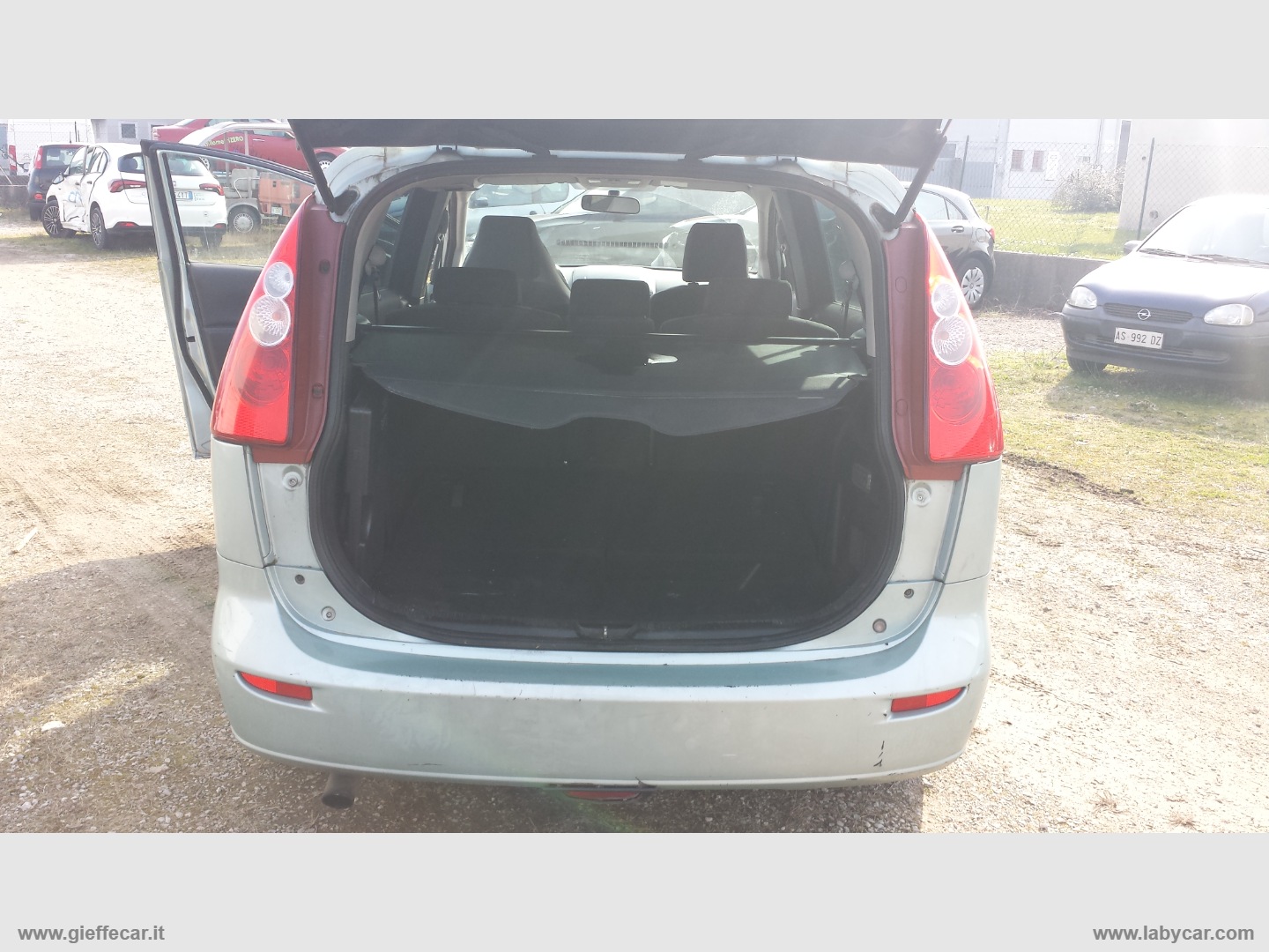 Mazda5 1.8 MZR 16V 115CV 5 POSTI PER EXPORT - immagine 10
