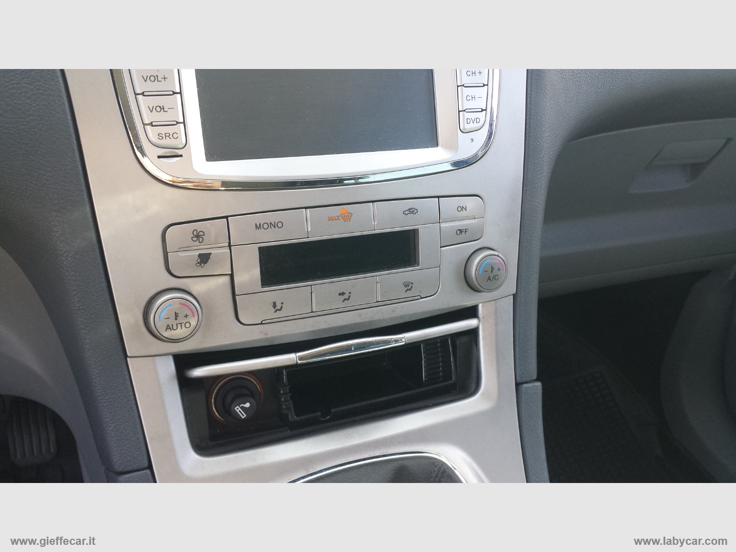 S-Max+ 2.0 TDCi 140 CV - immagine 10