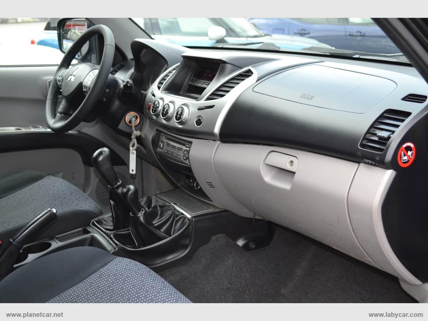 L200 2.5 DI-D DC Invite - immagine 10