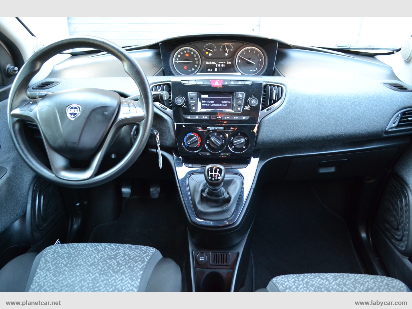 Ypsilon 1.0 FireFly 5p.S&S Hyb. Eco Gold - immagine 10