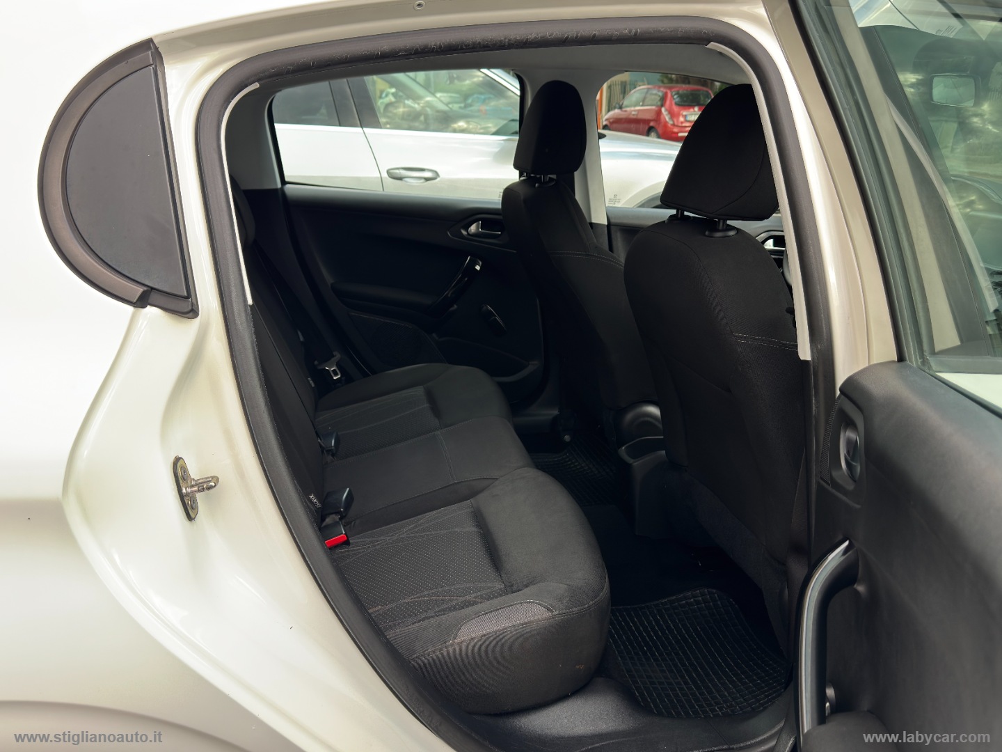 208 1.4 HDi 68 CV 5p. Business - immagine 10