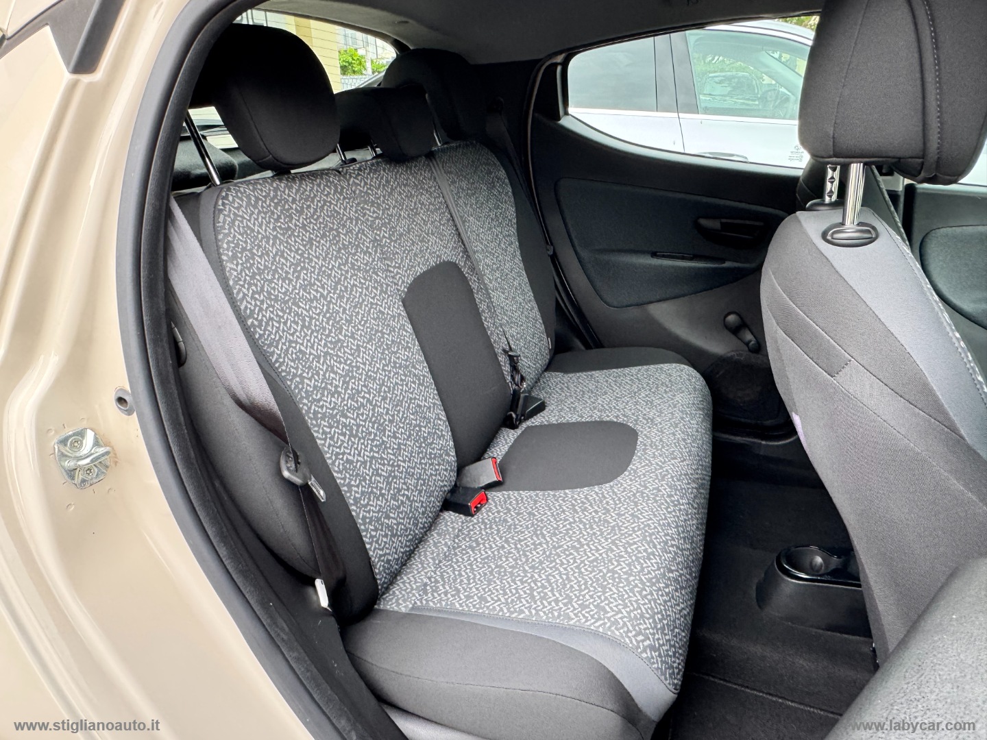 Ypsilon 1.2 69 CV 5p. GPL Ecochic Ele.Bl - immagine 10