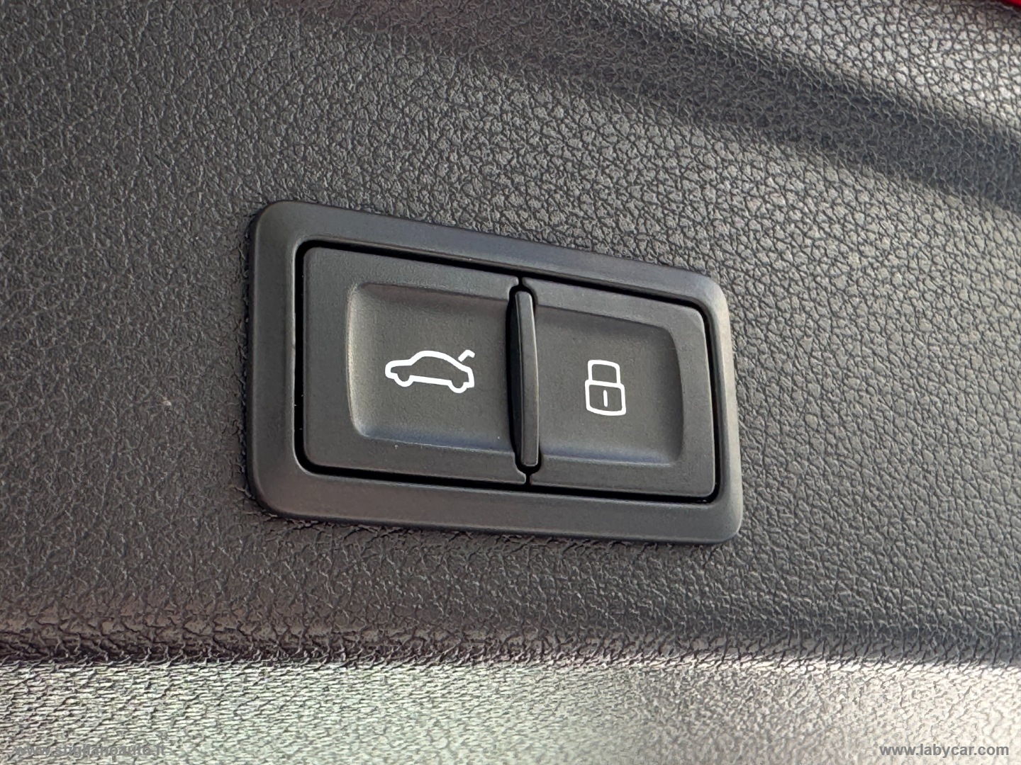 Q3 SPB 35 TDI quattro S tr. S line - immagine 10