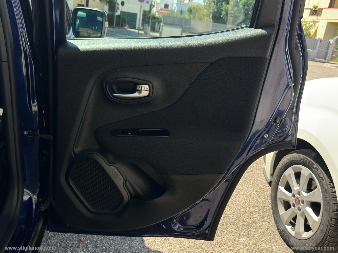 Renegade 1.6 Mjt 130 CV Business UFFICIALE STELLANTIS - immagine 10