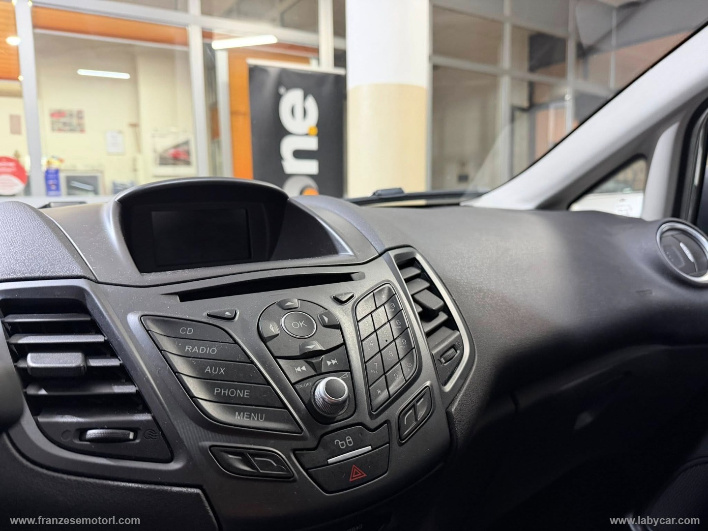 Fiesta 1.5 TDCi 75CV 5p. Bl. & White Ed. KM CERTIFICATI - PROV.NORD ITALIA - immagine 10