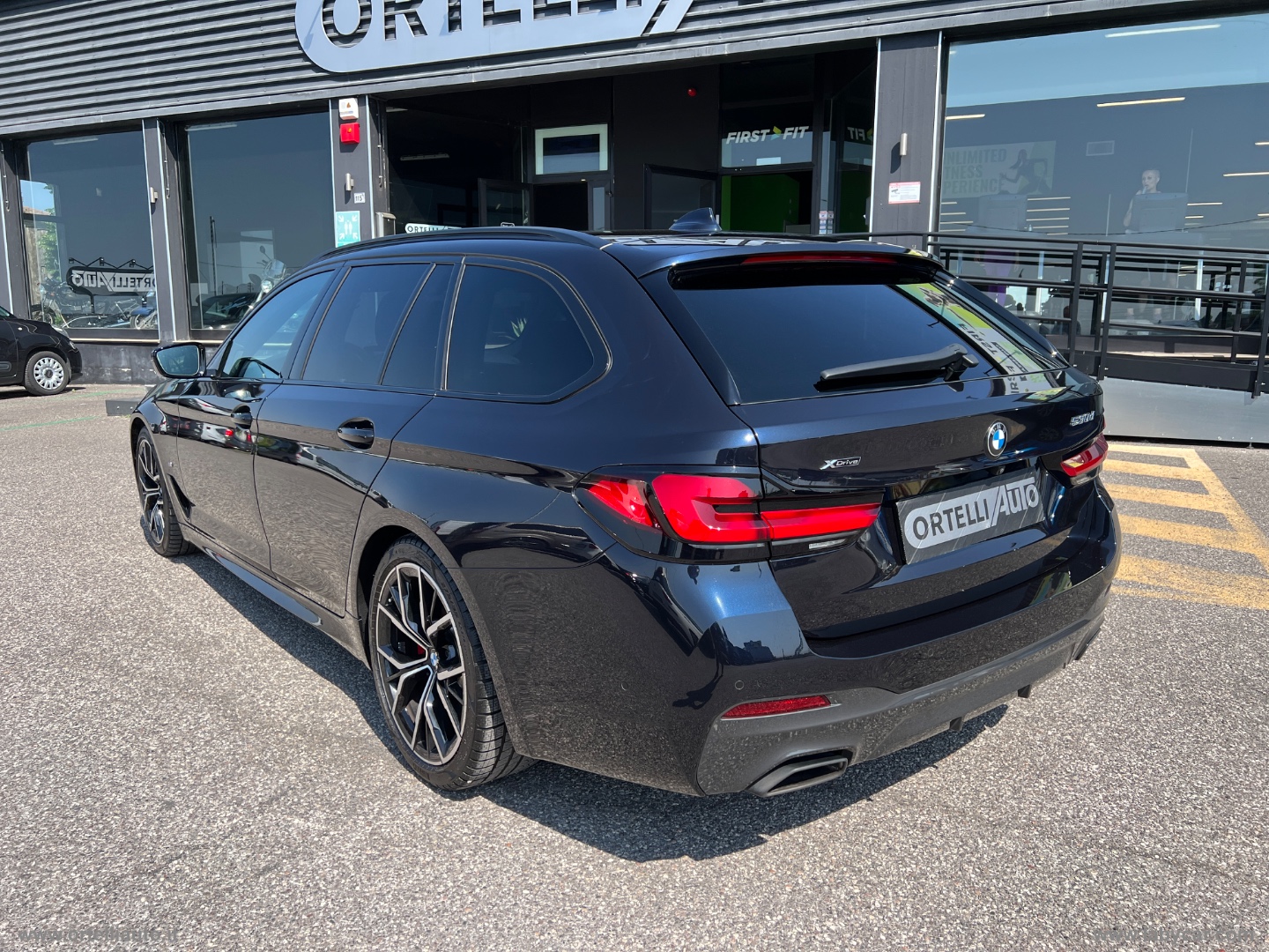 530d 48V xDrive Touring Msport M SHADOW LINE+TETTO APR. - immagine 10