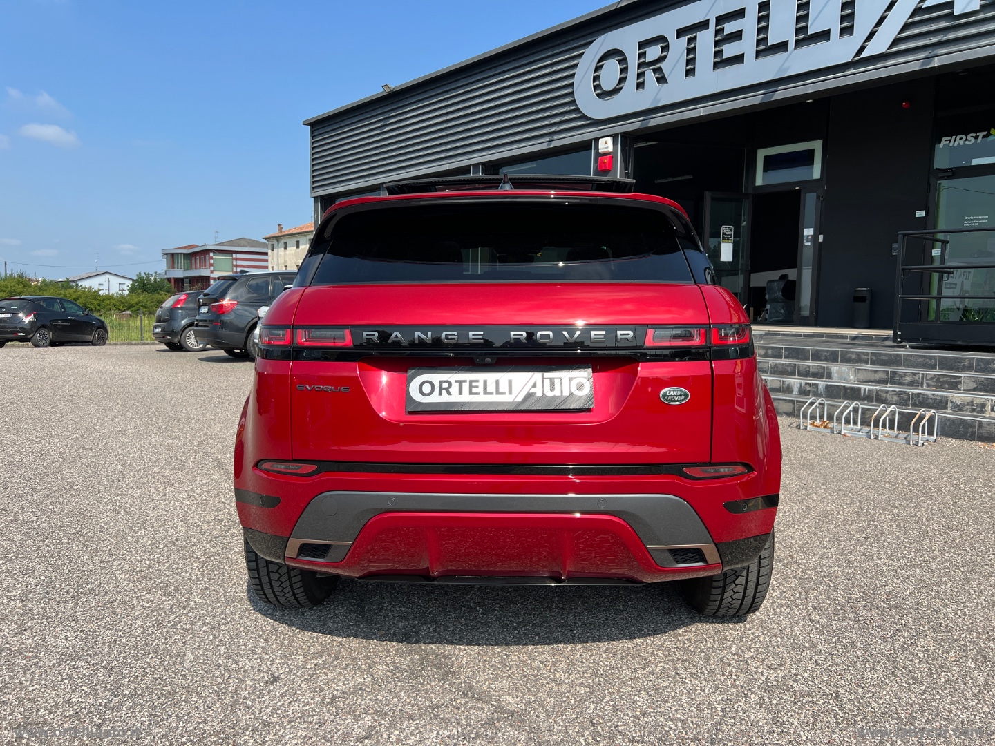 RR Evoque 2.0D I4 163 CV AWD Auto R-D. S - immagine 10