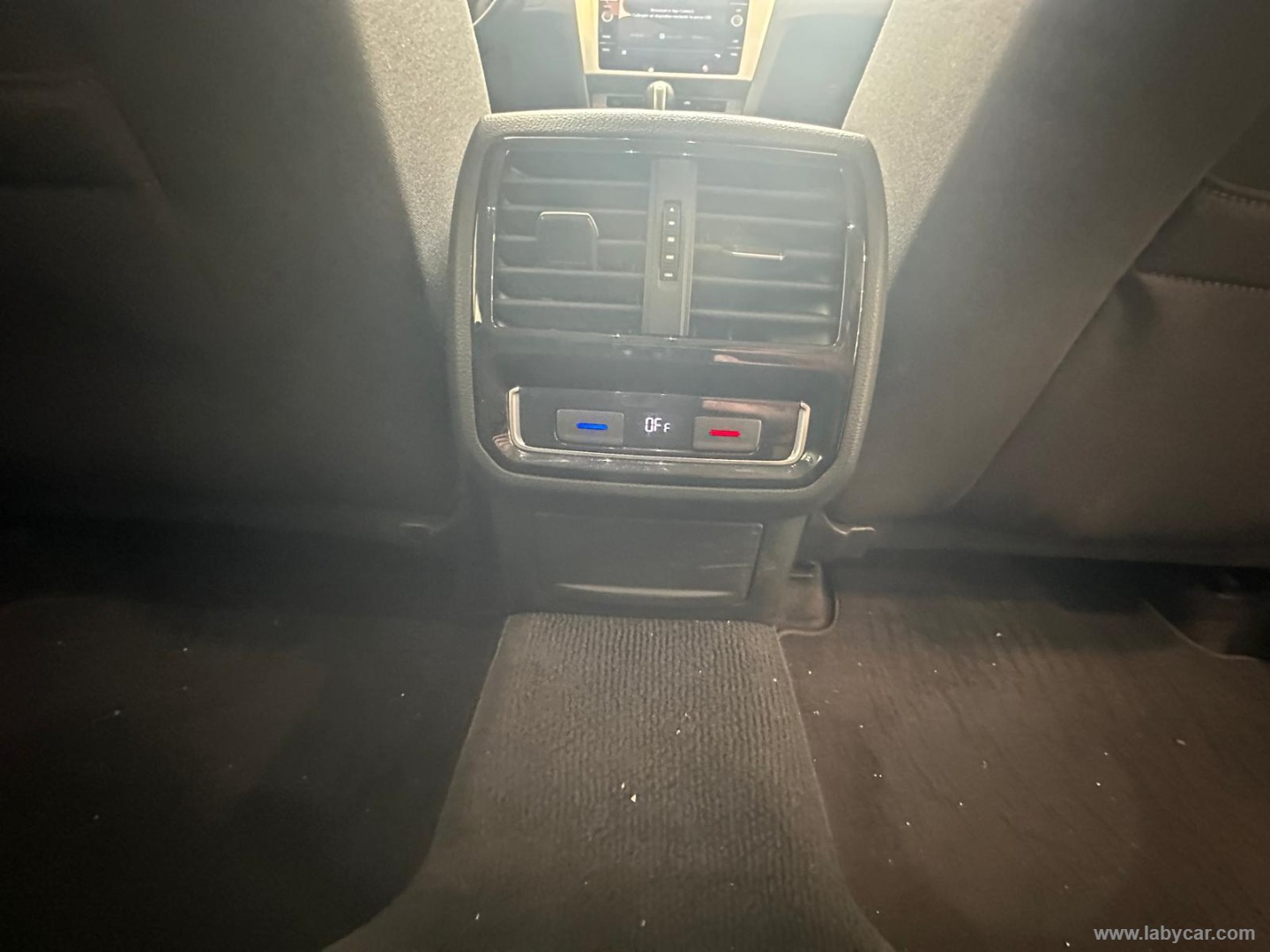 Passat Var. 1.6 TDI DSG Business BMT - immagine 10
