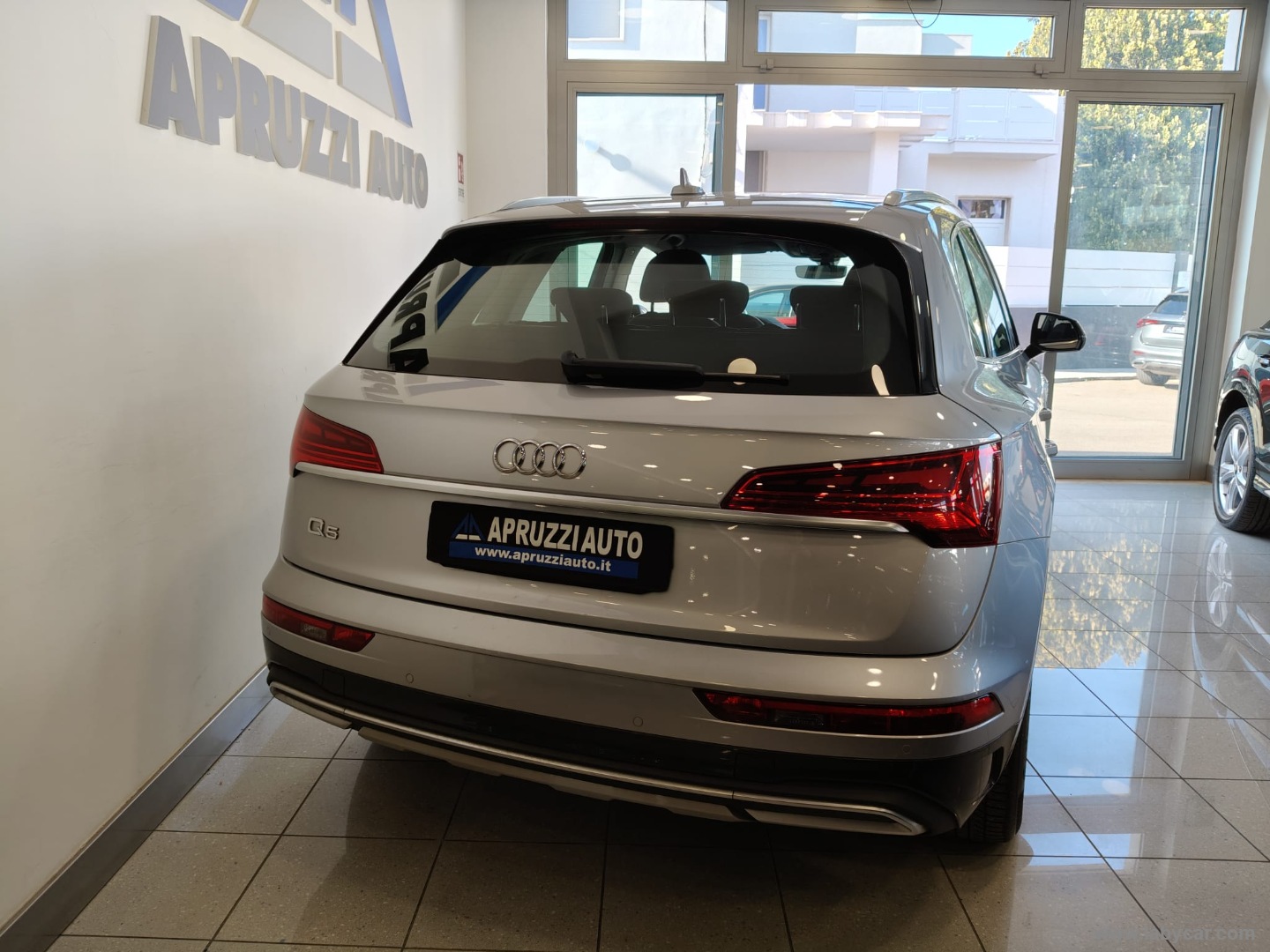 Q5 35 TDI S tronic Business Advanced - immagine 10