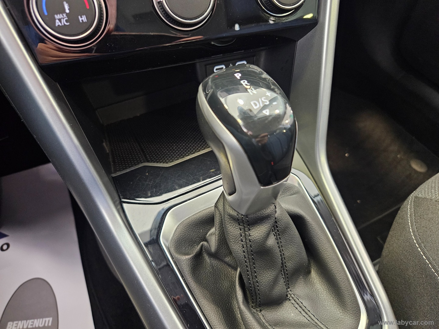 T-Roc 2.0 TDI SCR 150 CV DSG Life - immagine 10