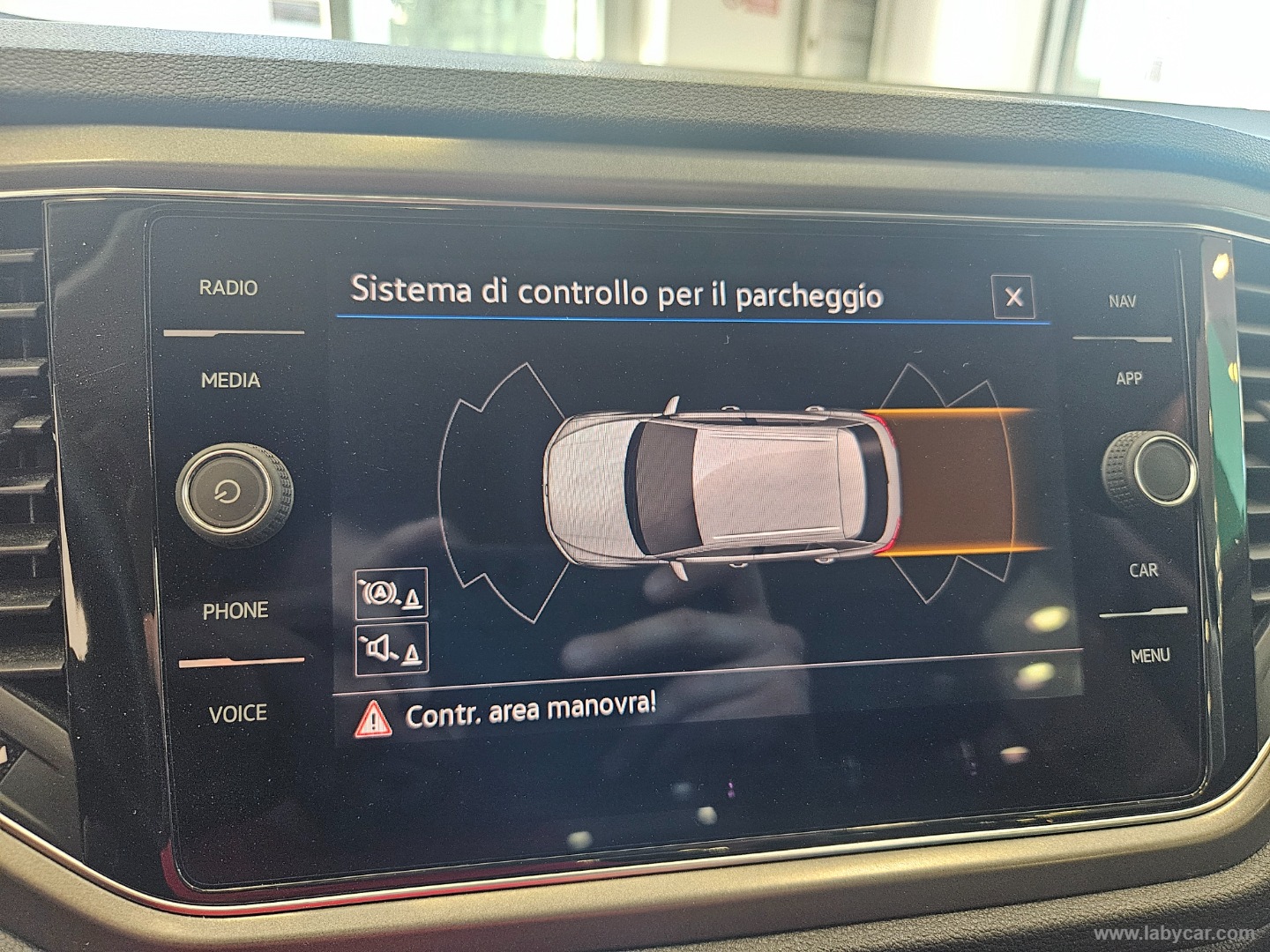 T-Roc 2.0 TDI 150 CV DSG Style BMT - immagine 10